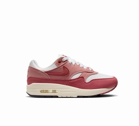 Responsive Look Casual Fit WOMENS NIKE AIR MAX 1