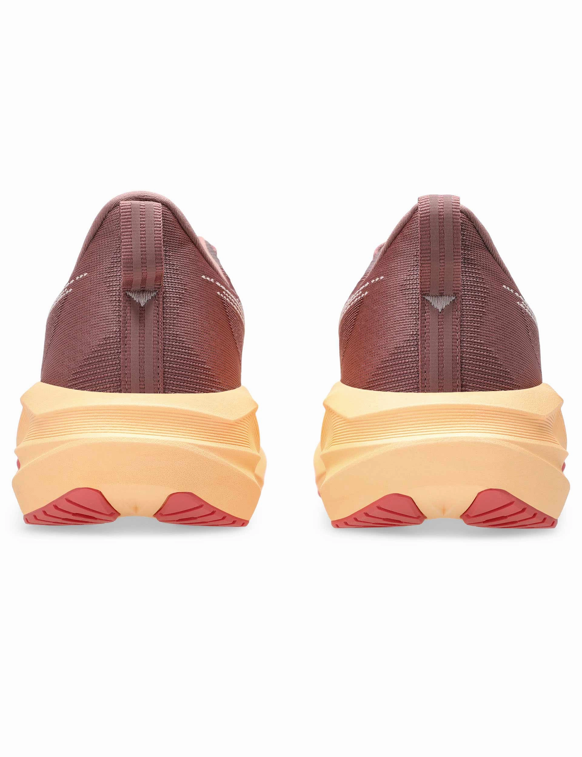 hilly - terrain - runner Novablast 5 - Rubble Red/Fawn