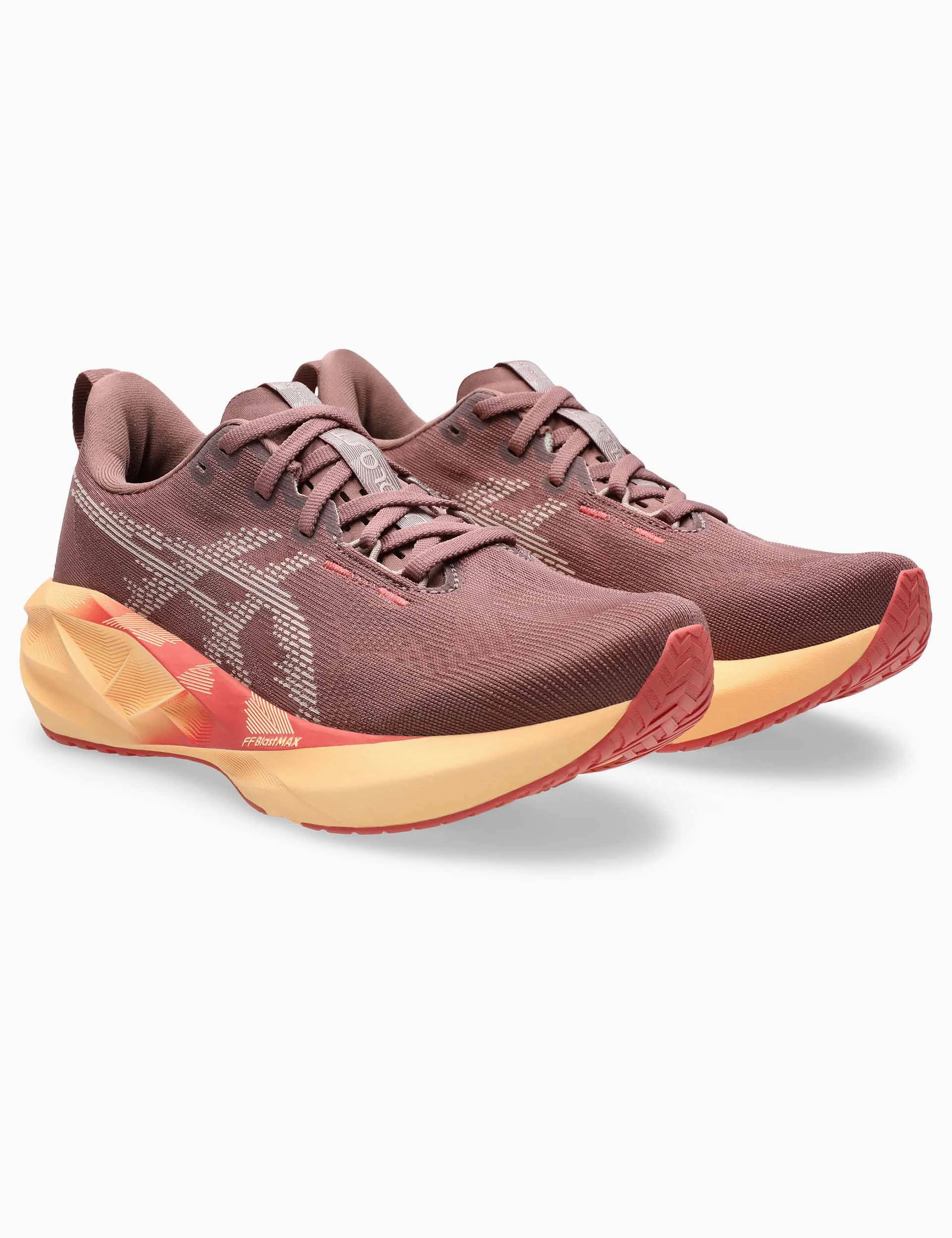 zipper - trimmed - design shoes forefoot - support - feature shoes Novablast 5 - Rubble Red/Fawn