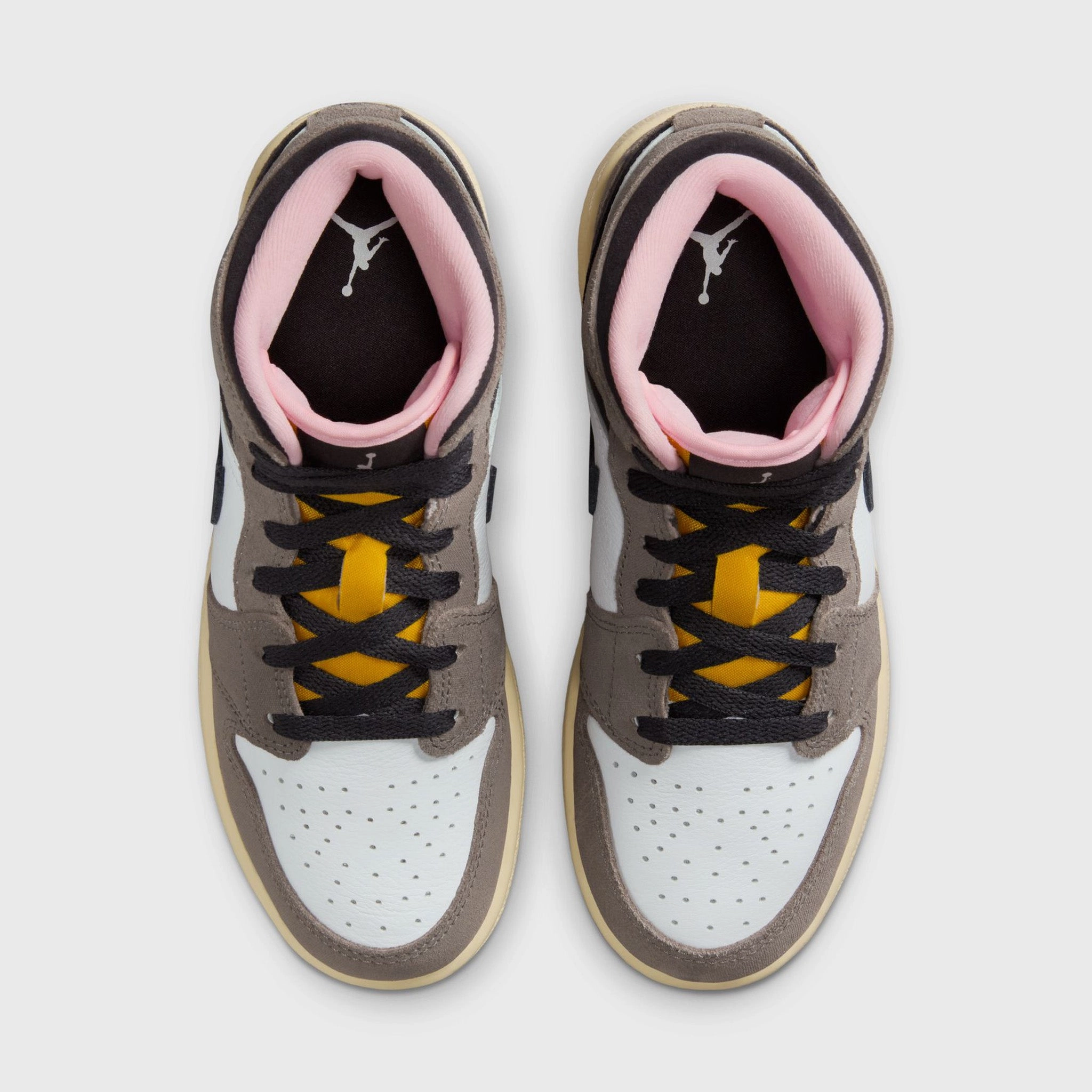 Reinforced heel Jordan 1 Mid SE GS White / Oil Grey - Cave Stone