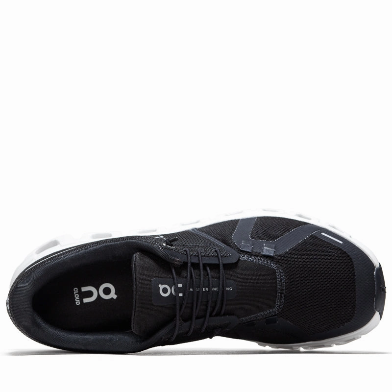 running for personal records On Cloud 6 - Black/White