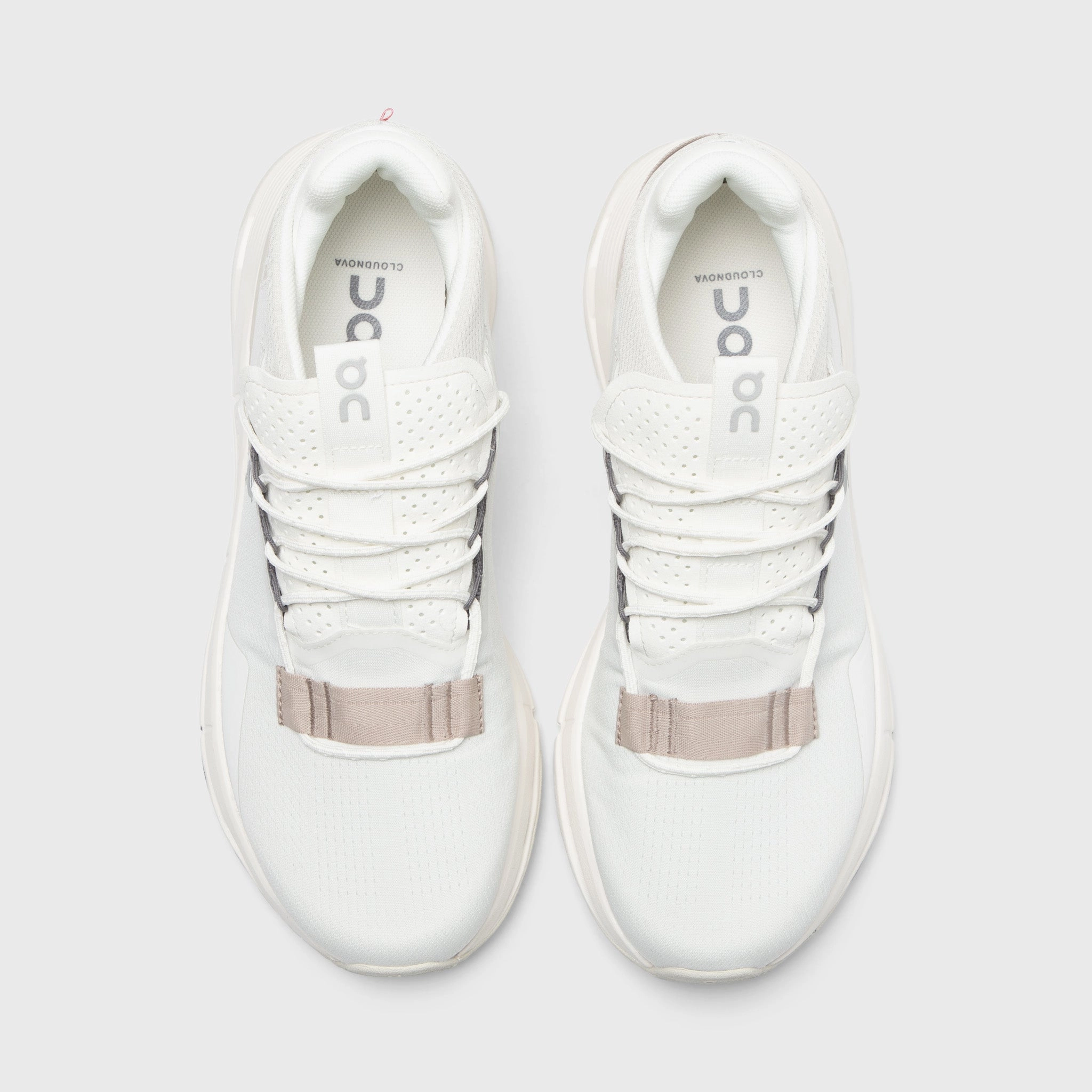 On Cloudnova 2 Ice / Sand anti - odor shoes