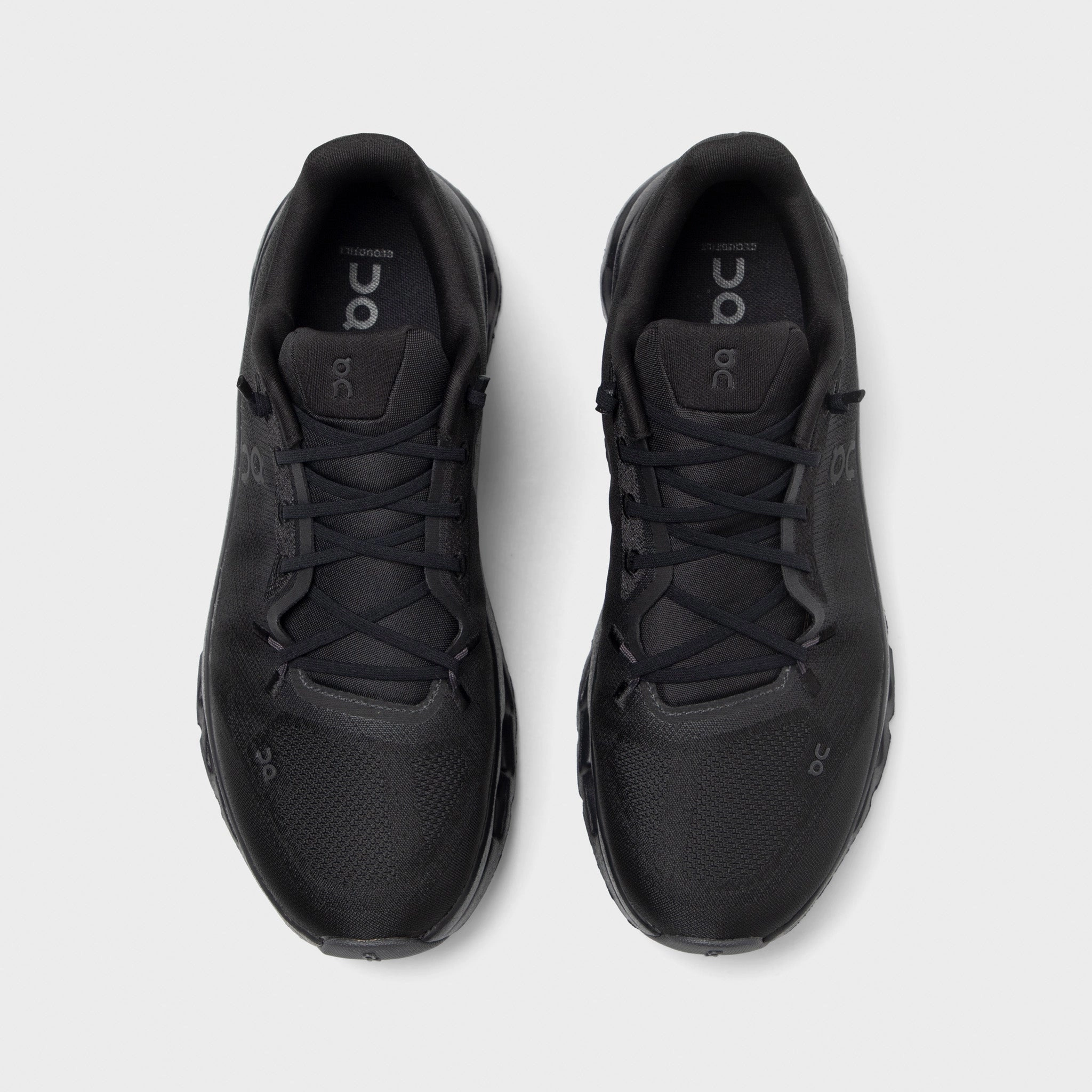 On Cloudtilt Eclipse / Black short - distance running