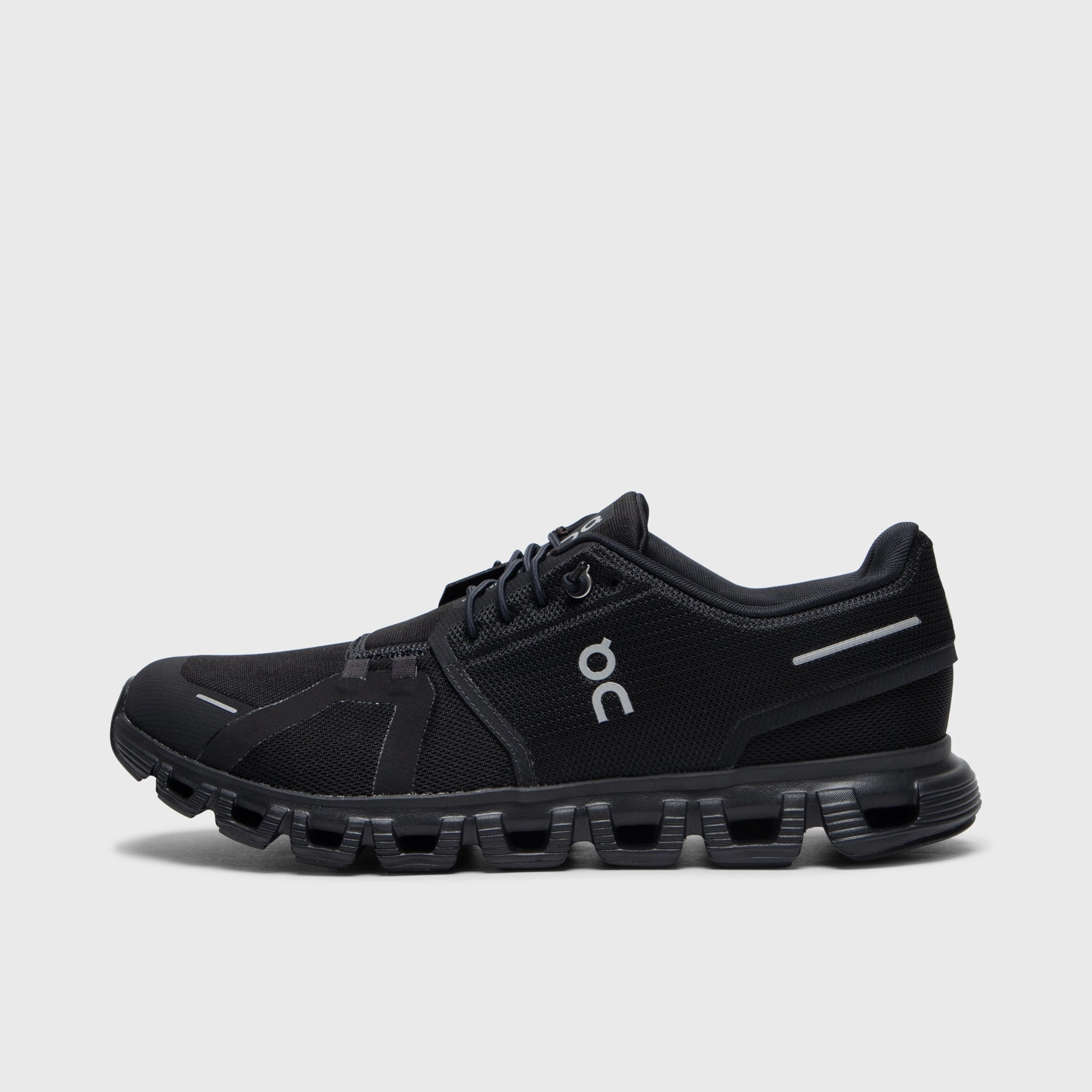 On Running Cloud 6 Black / Black Speed Focus