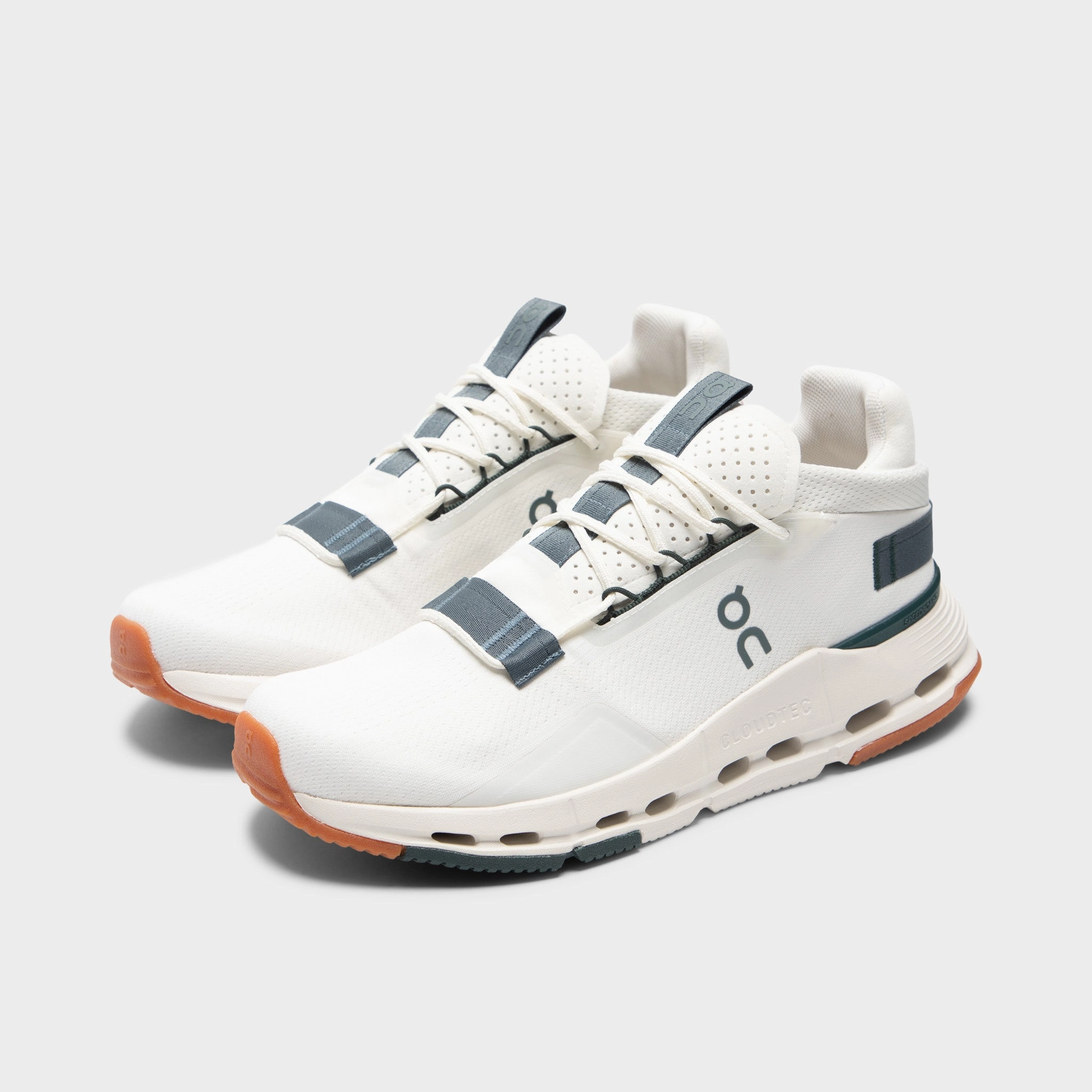 On Running Nova 2 White / Green / Gum air - filled running gear
