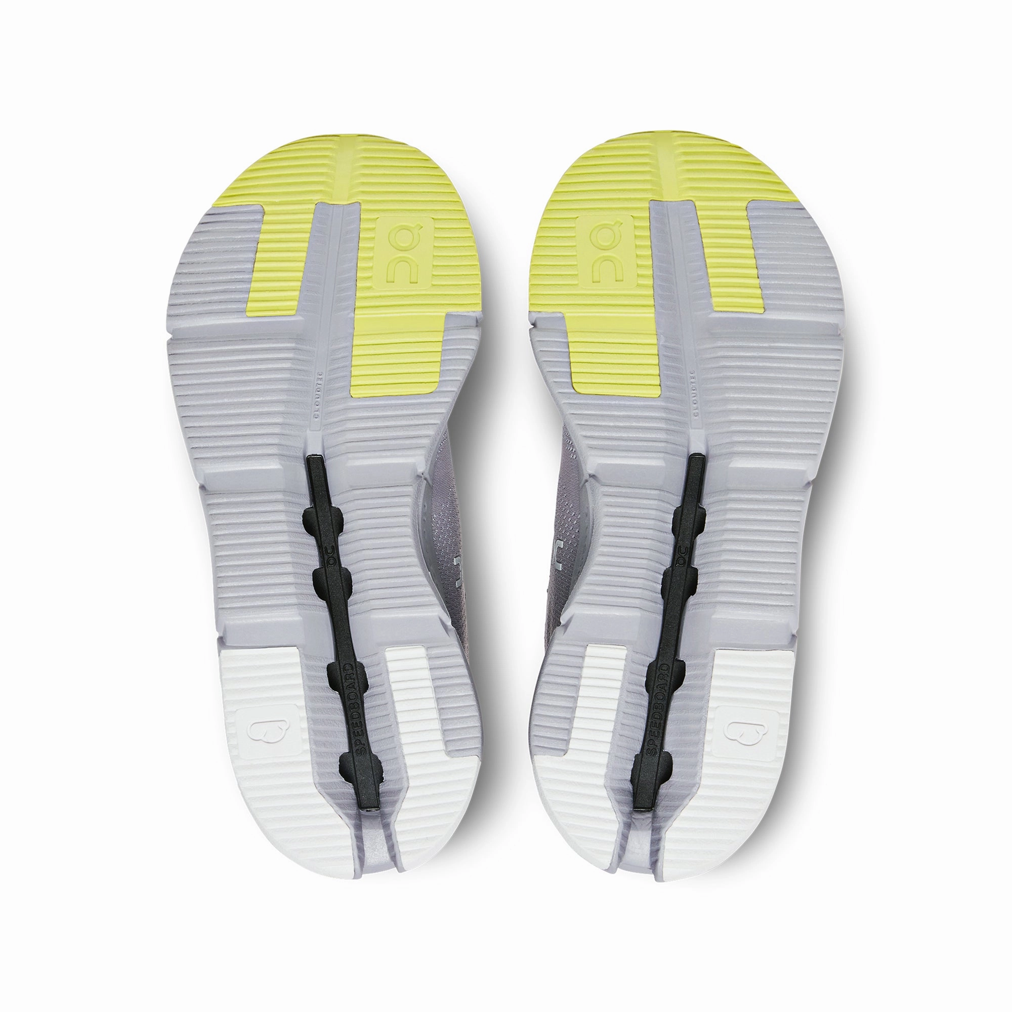 On Running Women's Cloudnova 26.98313 Microperforated Vamp