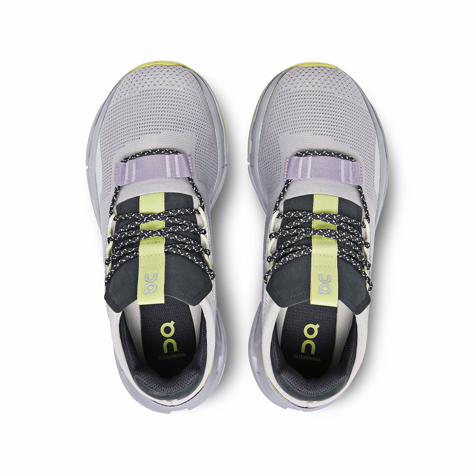 Classic Look On Running Women's Cloudnova 26.98313