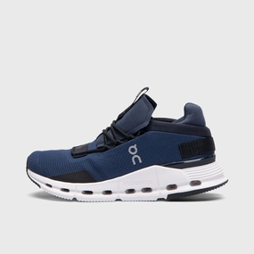On Women's Cloudnova Navy / White weightlifting shoes