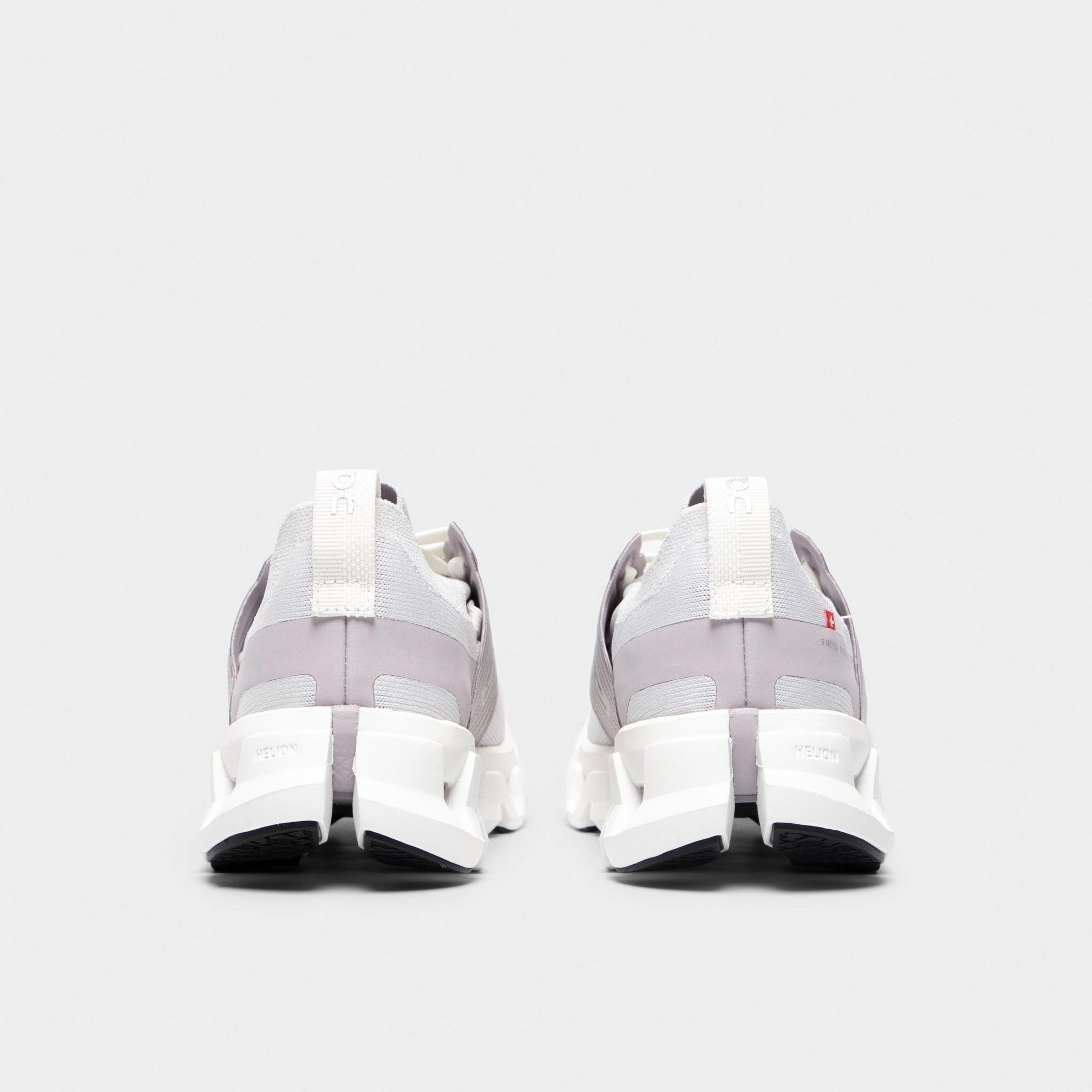 antibacterial insole shoes running on flat ground shoes On Women's Cloudswift 4 Lavender / White