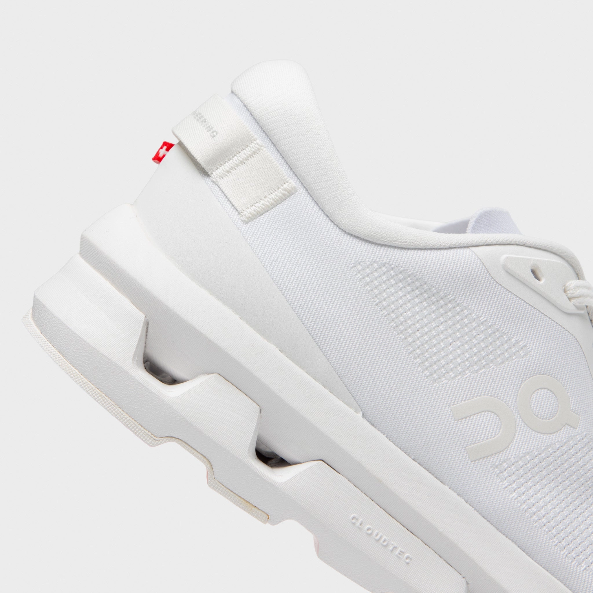 cushioned - footbed shoes personal achievement running shoe charm On Women's Cloudzone White / White