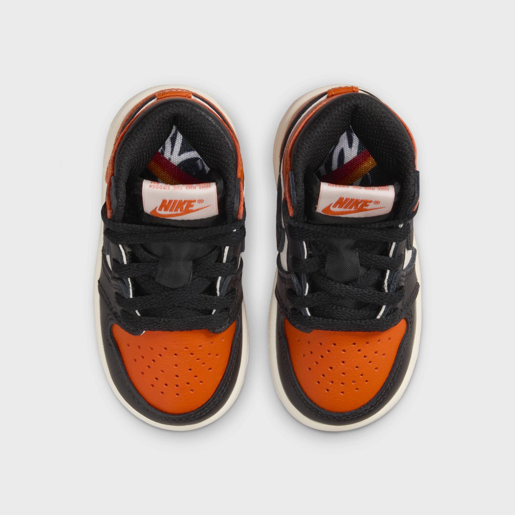 Vulcanized Construction Full Motion Jordan 1 Retro High OG TD Black / Sail - Starfish