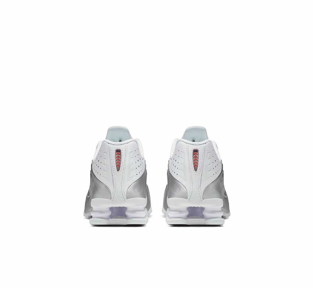Unbeatable flexibility Fresh Touch Women's Nike Shox R4