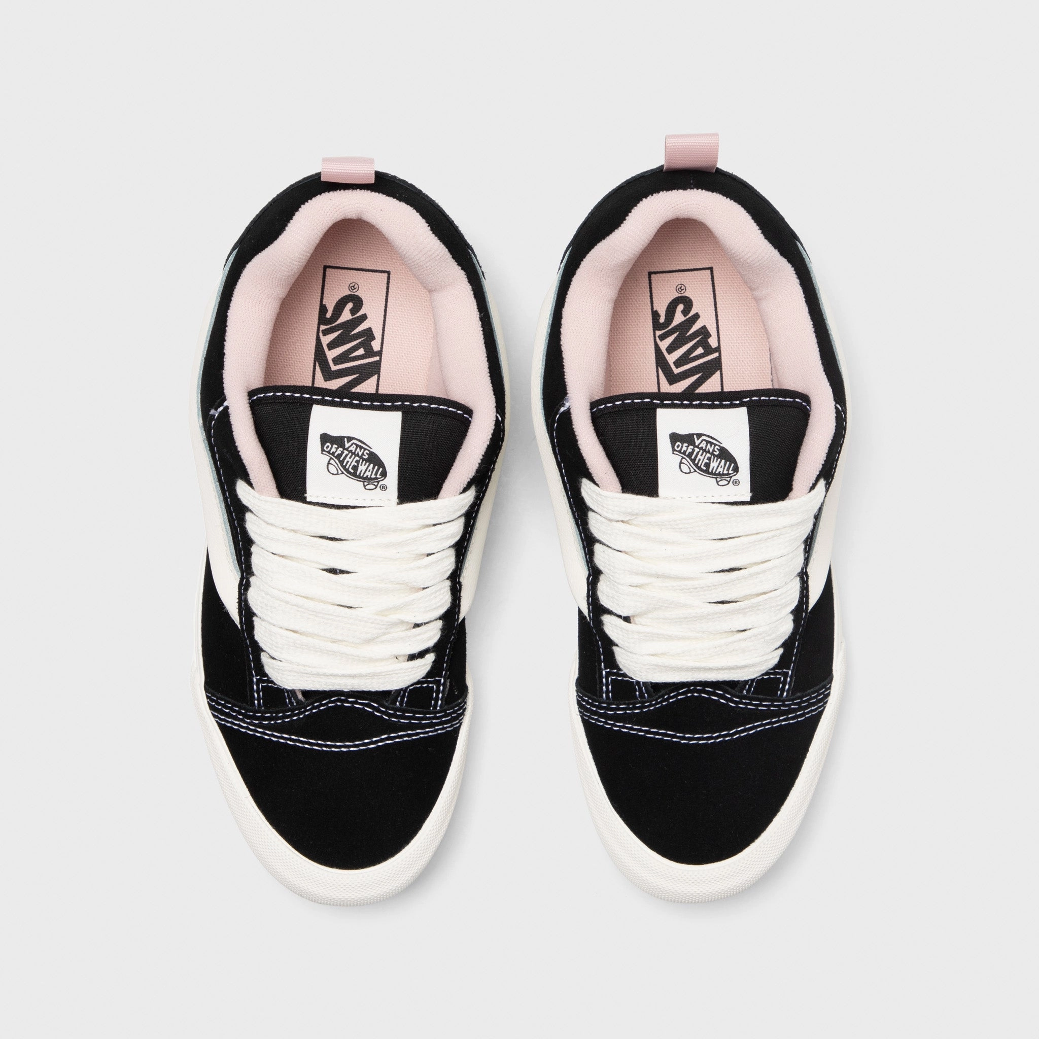Ankle Style Vans Women's Knu Skool  Black / Sepia Rose