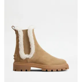 Tod's Chelsea Boots in Suede and Sheepskin Anti Odor Technology Soft Padding