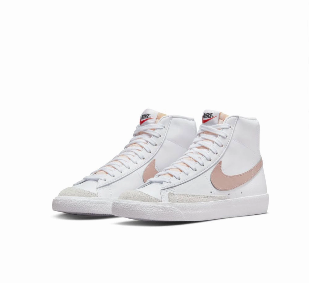 Daily Look Balanced Arch WOMENS NIKE BLAZER MID '77