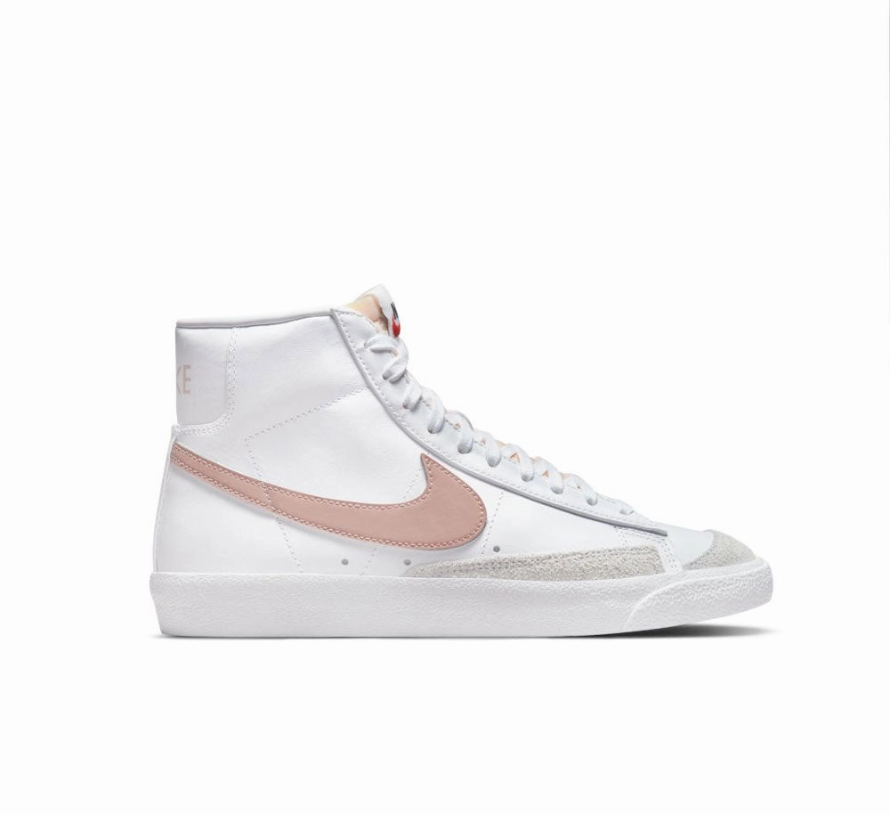Urban Movement WOMENS NIKE BLAZER MID '77