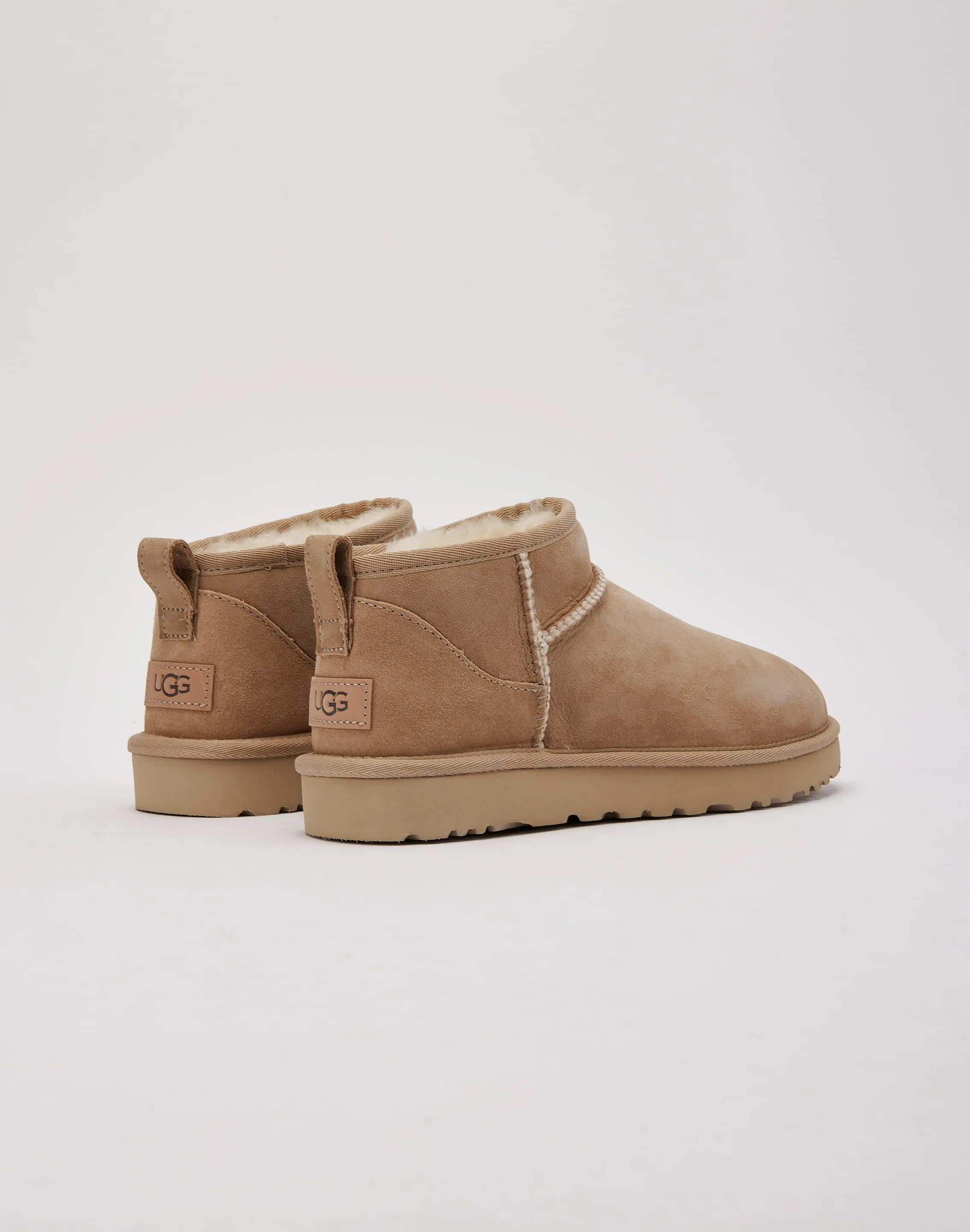UGG Classic Ultra Mini Boots Protective Finish Weekend Wanderer Cushioned Step Rough Terrain
