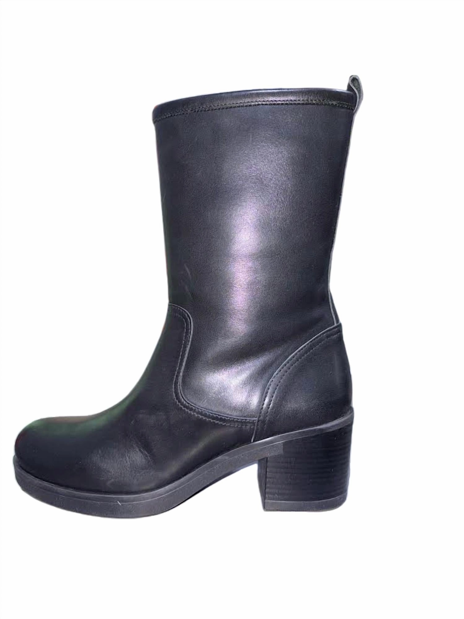 Flexible structure Women's Daniela Heeled Boots In Black Leather