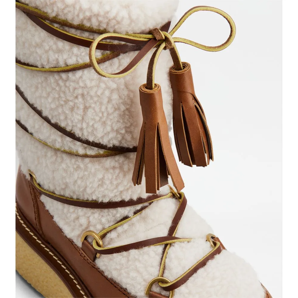 Rugged Built Work Commute Platform Ankle Boots in Leather and Wool