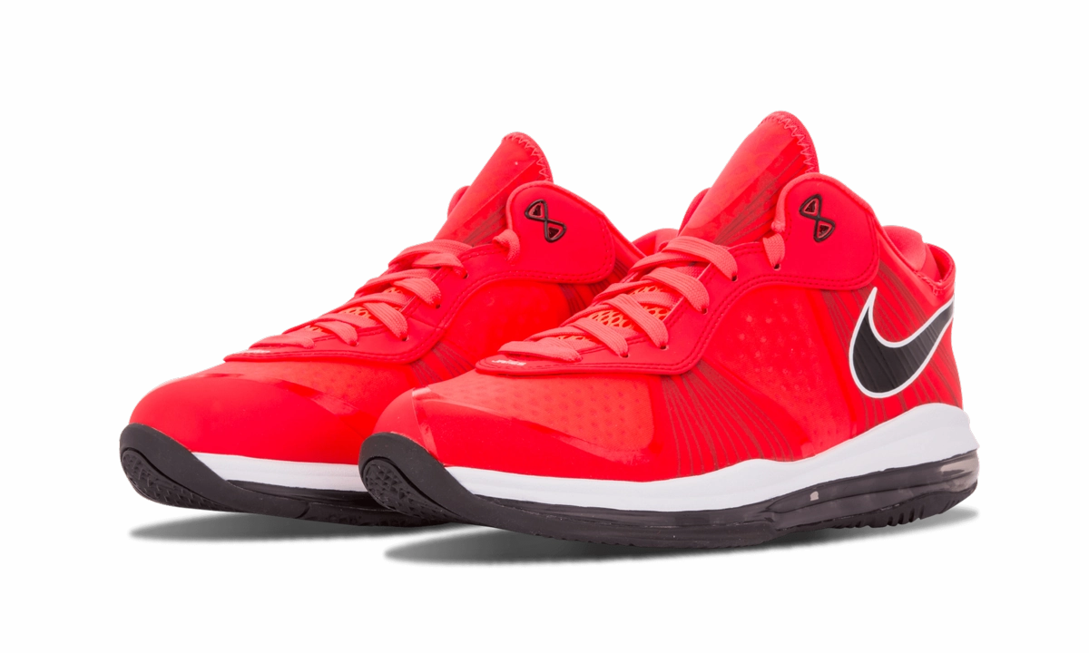 Sneakers Athletic Design Lebron 8 V/2 Low "Solar Red"