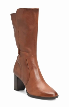Women's Ellen Gathered Back Boot In Brown Leather Low Profile Rough Terrain