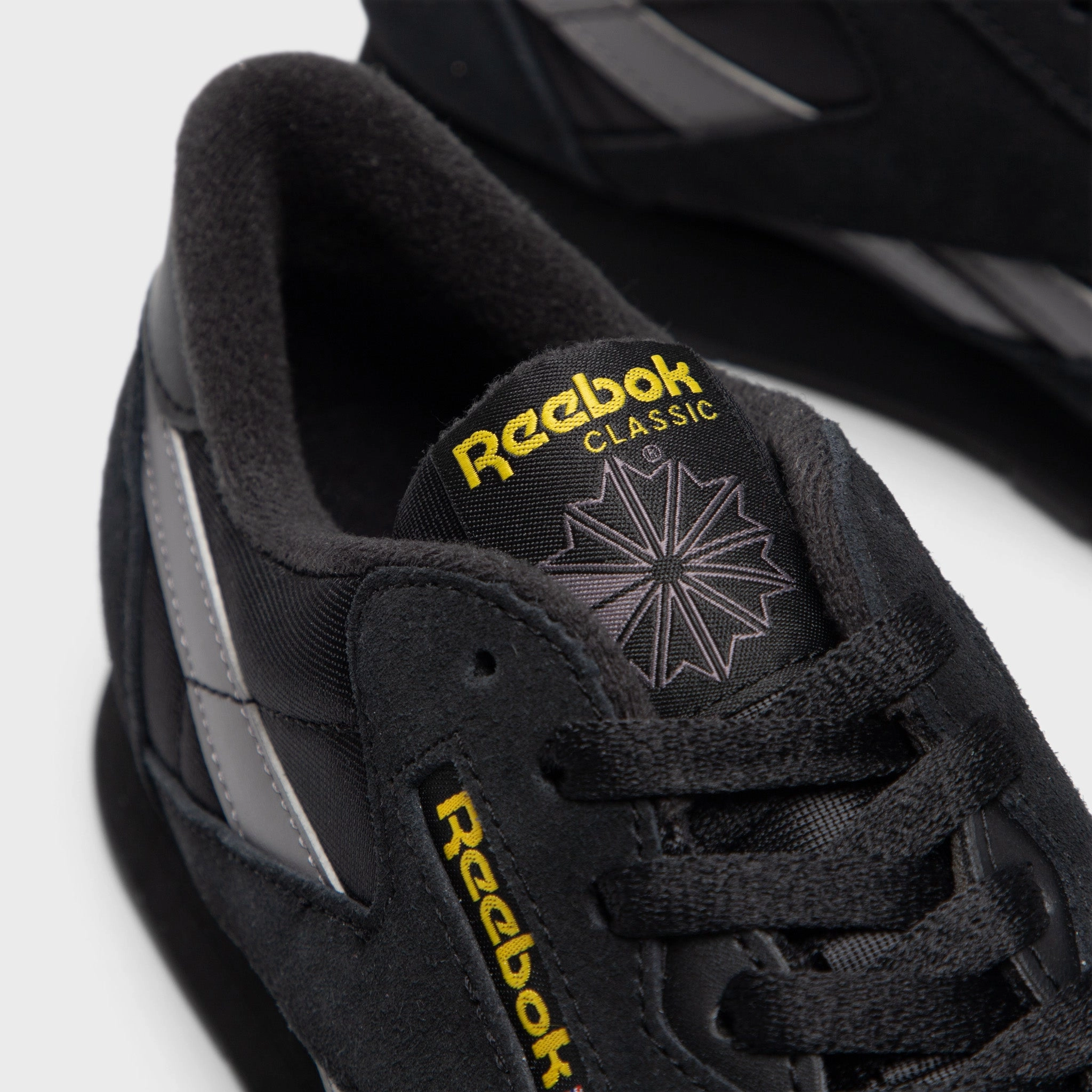 Smooth Walk Reebok Classic Nylon Black / Overcast Grey - Golden Haze