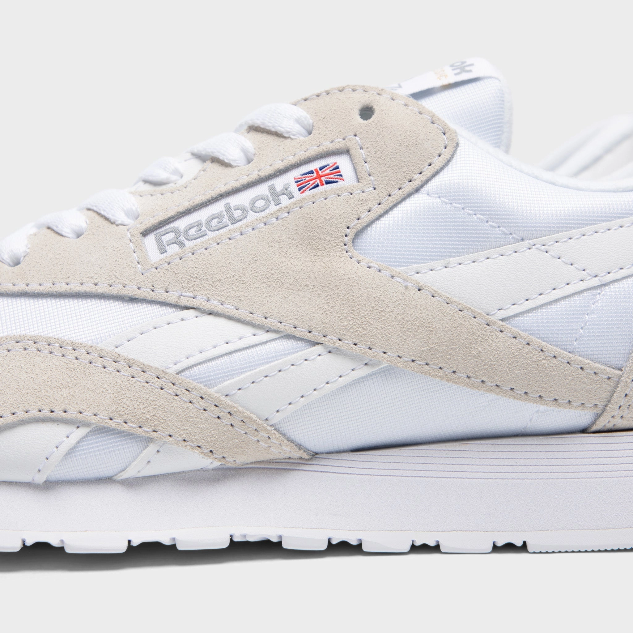 Reebok Classic Nylon White / Grey Mesh Fabric Indoor Outdoor