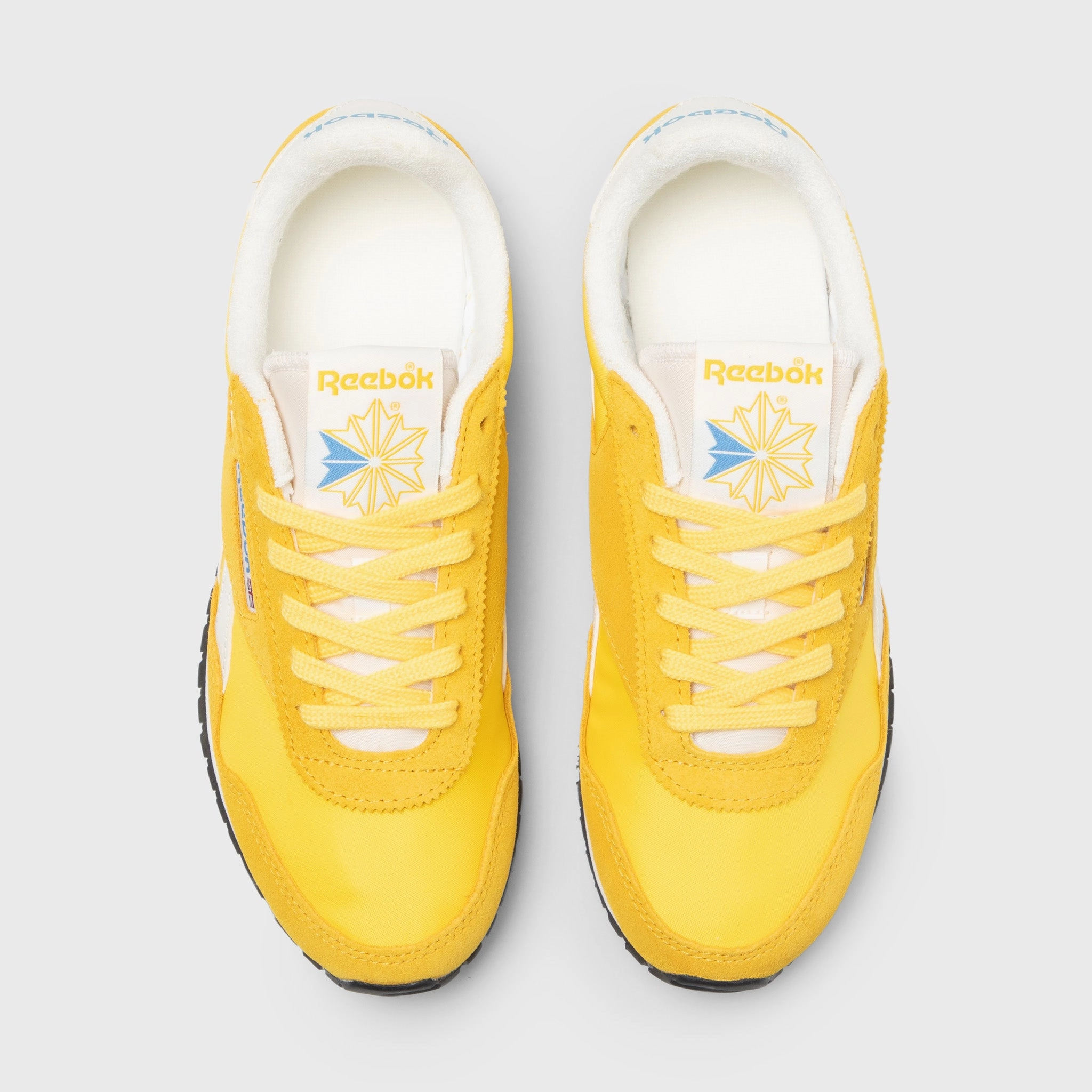 Morning Hike Reebok Women's Classic AZ Yellow / White