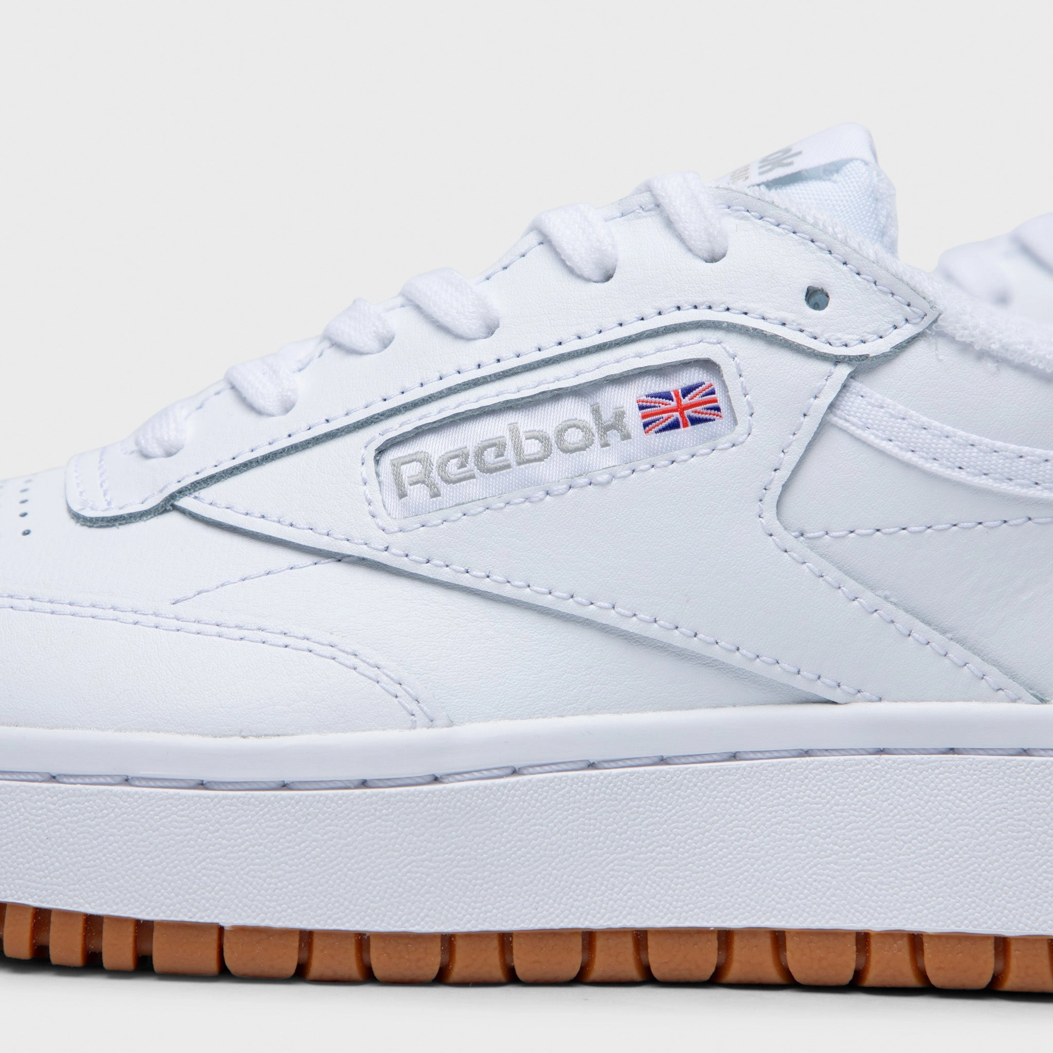 Stable base Reebok Womens' Club C Double White / Gum