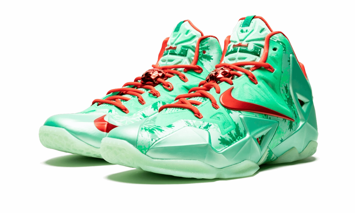 Game Winning Shoes Lebron 11 "Christmas"