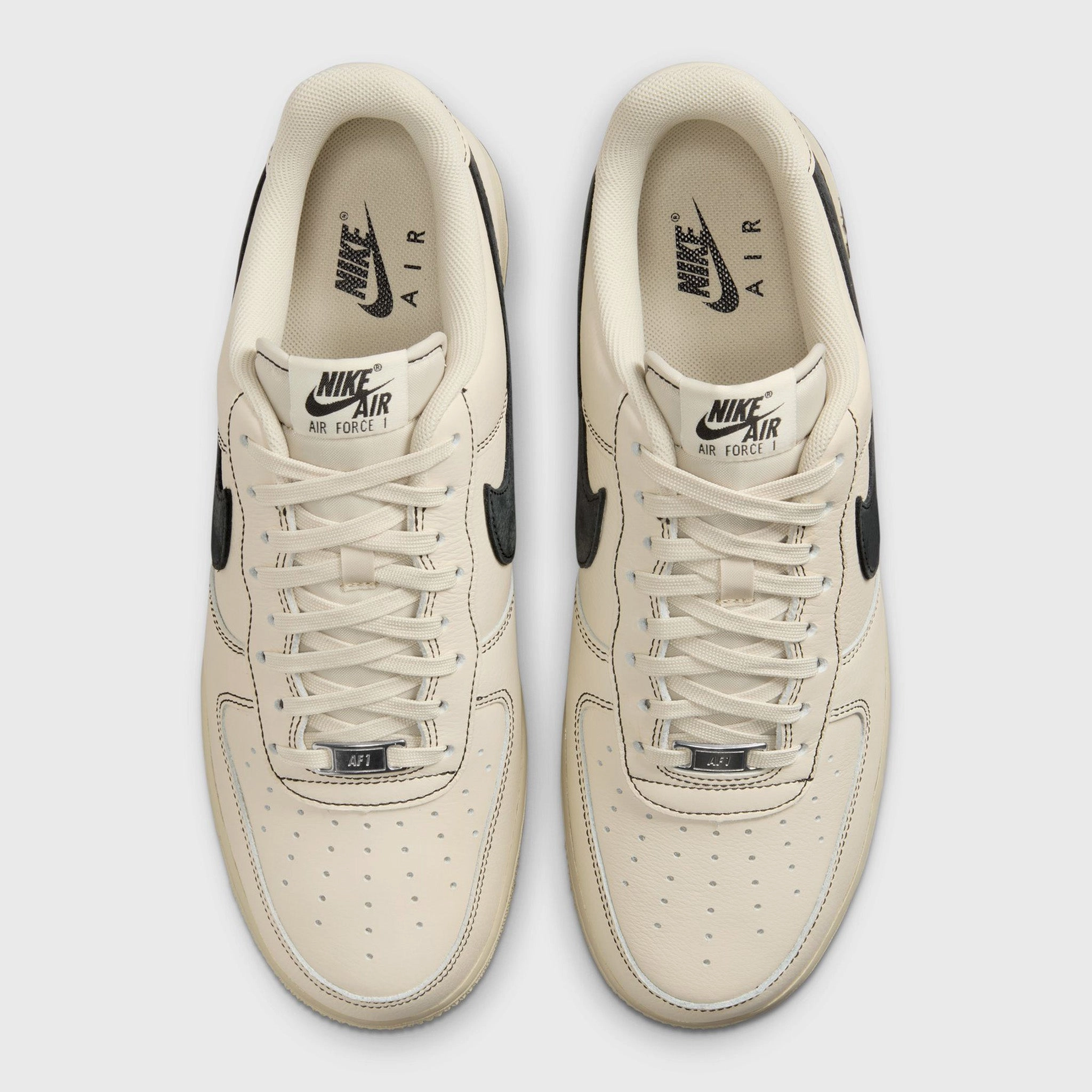 Motion Driven Structure Nike Air Force 1 '07 LV8 Light Khaki / Black