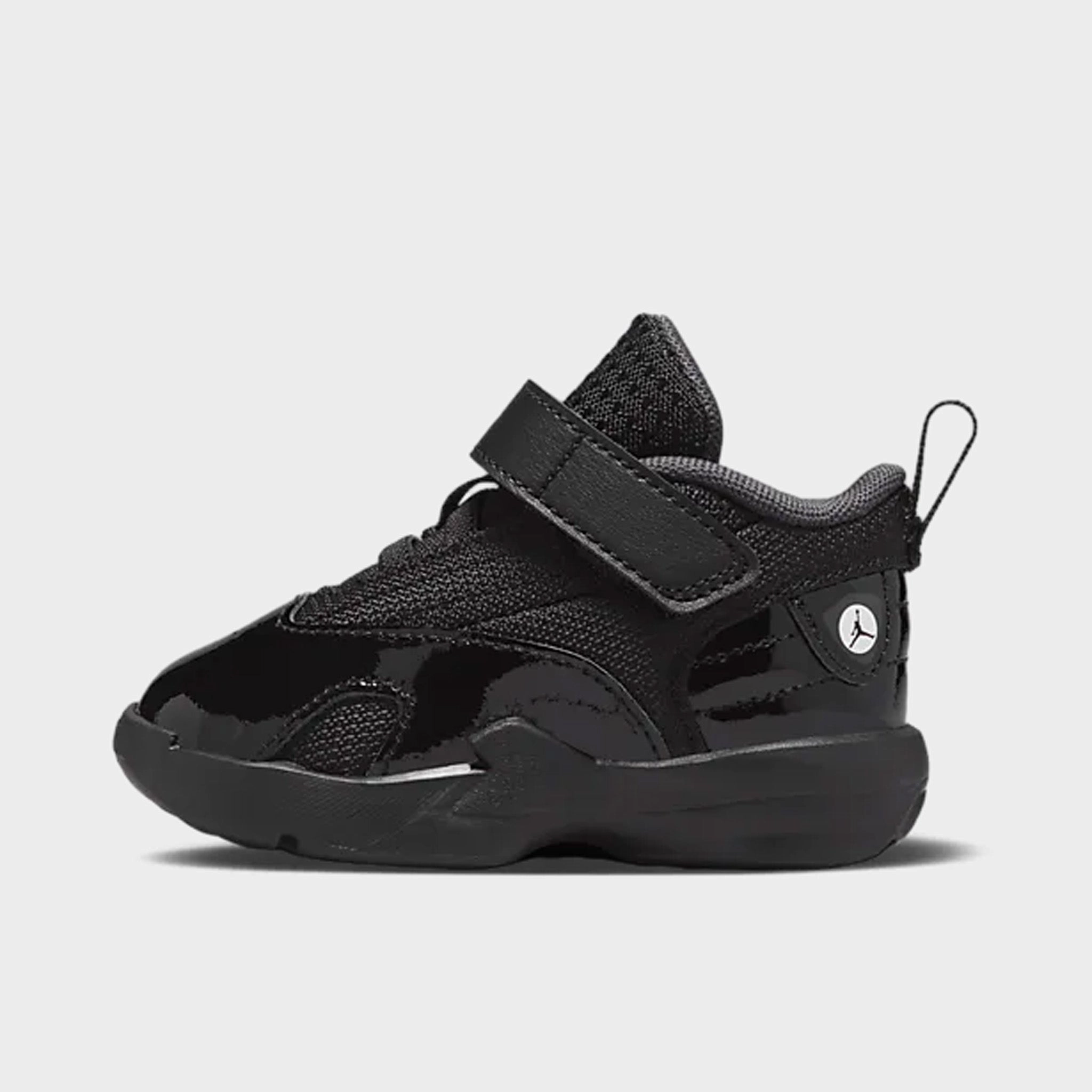 Jordan Max Aura 6 TD Black / Black Durable Rubber Outsole Elastic Material