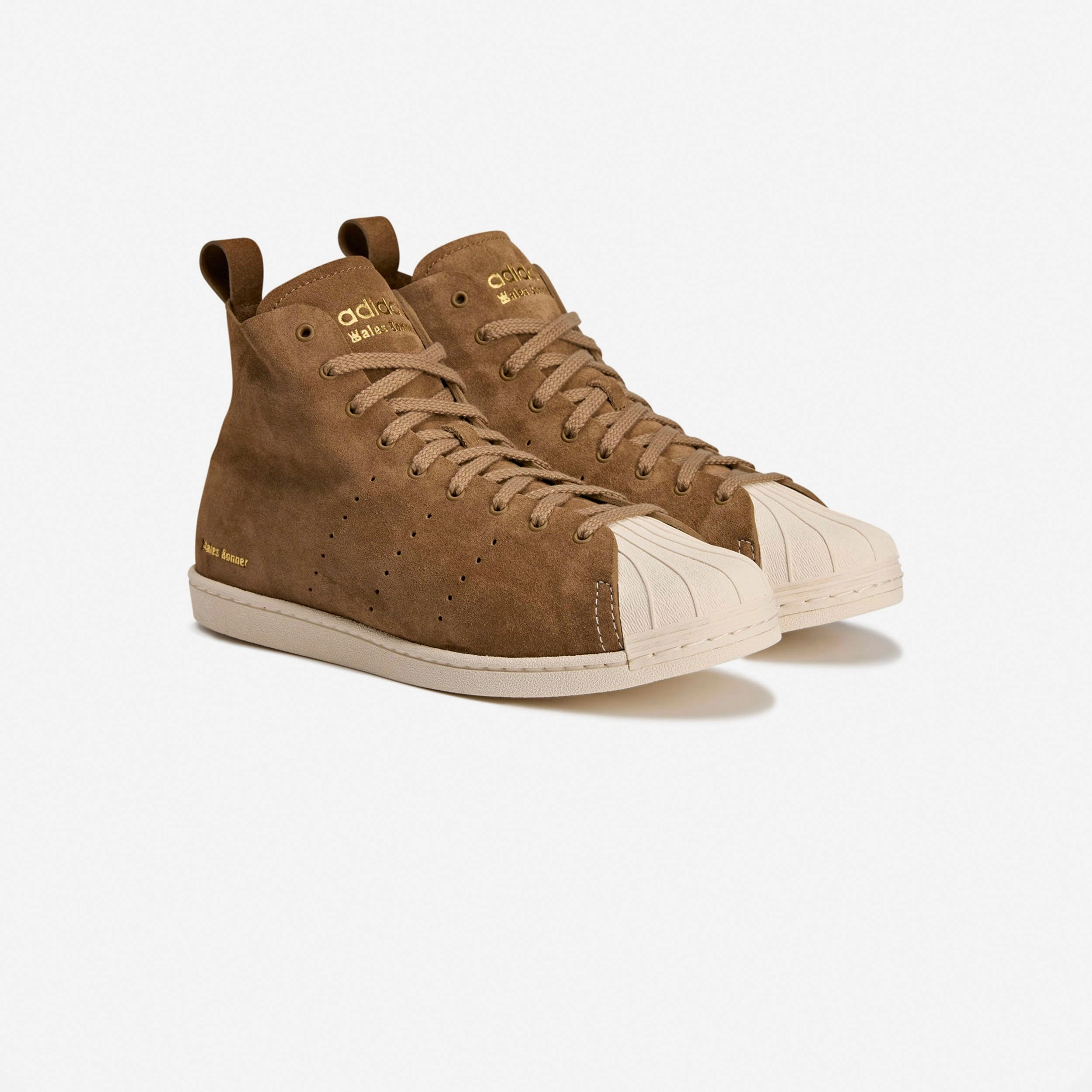 Sneakers Versatile Use Zero Weight Superstar Hi x Wales Bonner