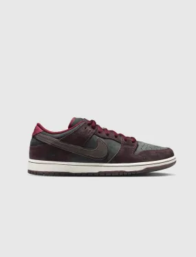 RIOT SB DUNK LOW PRO "DARK BEETROOT" Grace Walk Arch Support Daily Walk