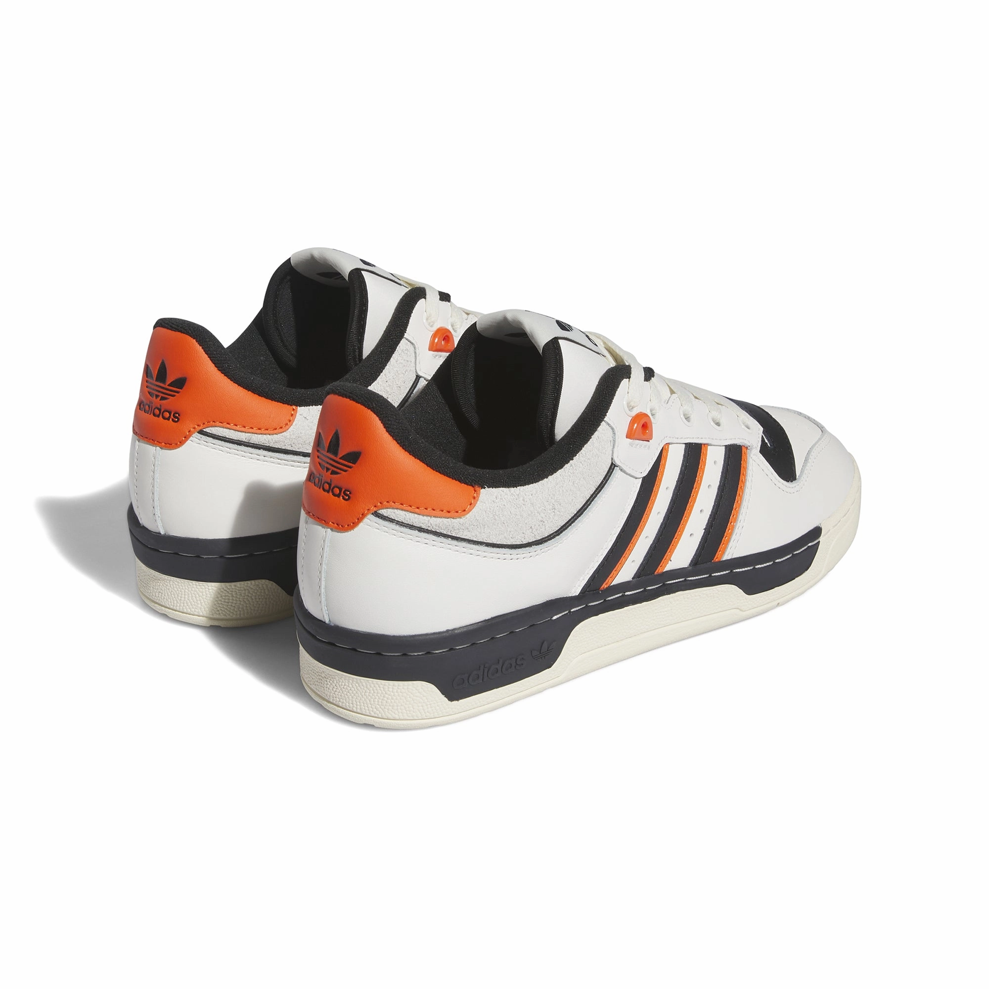 RIVALRY 86 LOW SHOES IE7140 Style Runner