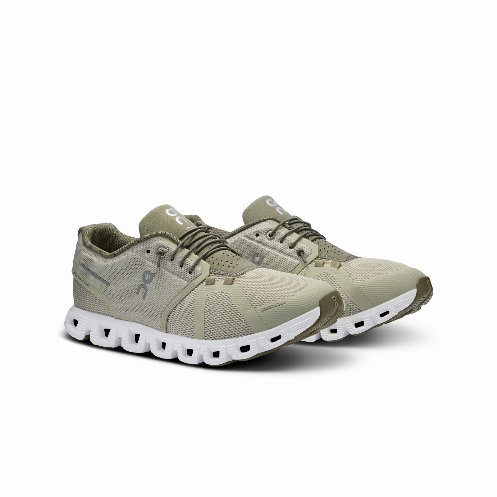 On Running Cloud 5 (Chalk/Grove) Men Shoes 59.97771 Sleek Ease Foam Wrap