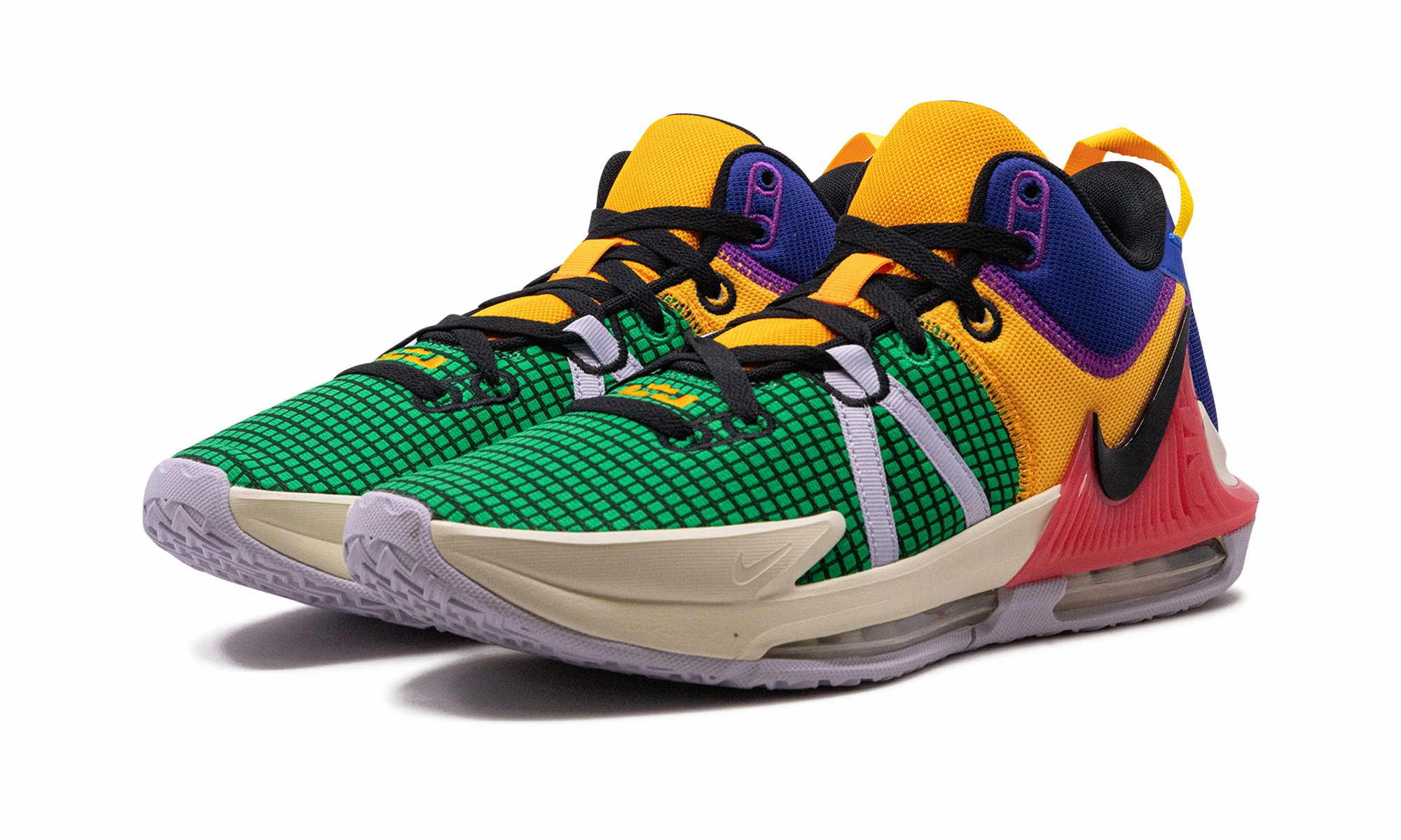 High Rebound Outsole High Traction Outsole LeBron Witness 7 "Multi Color"