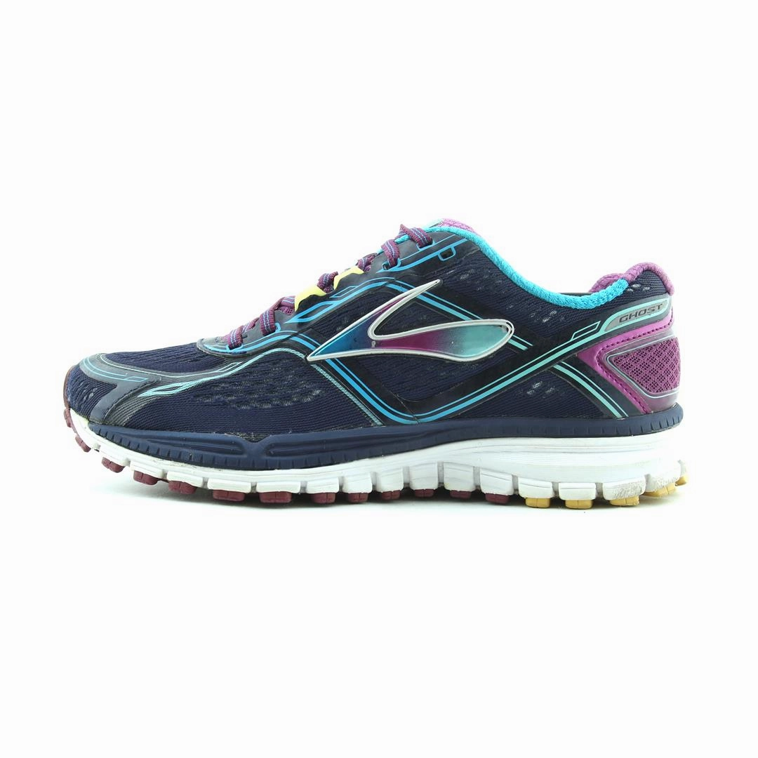 warm - up runs BROOKS GHOST 8