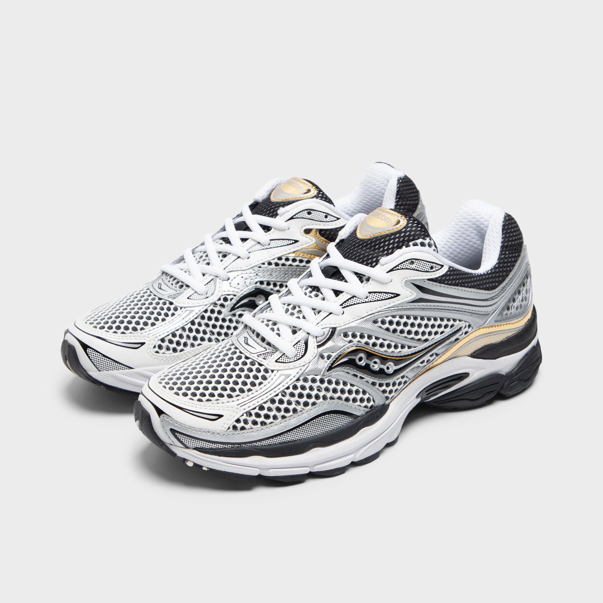 Saucony ProGrid Omni 9 Silver / Black - Gold Stylish Appeal