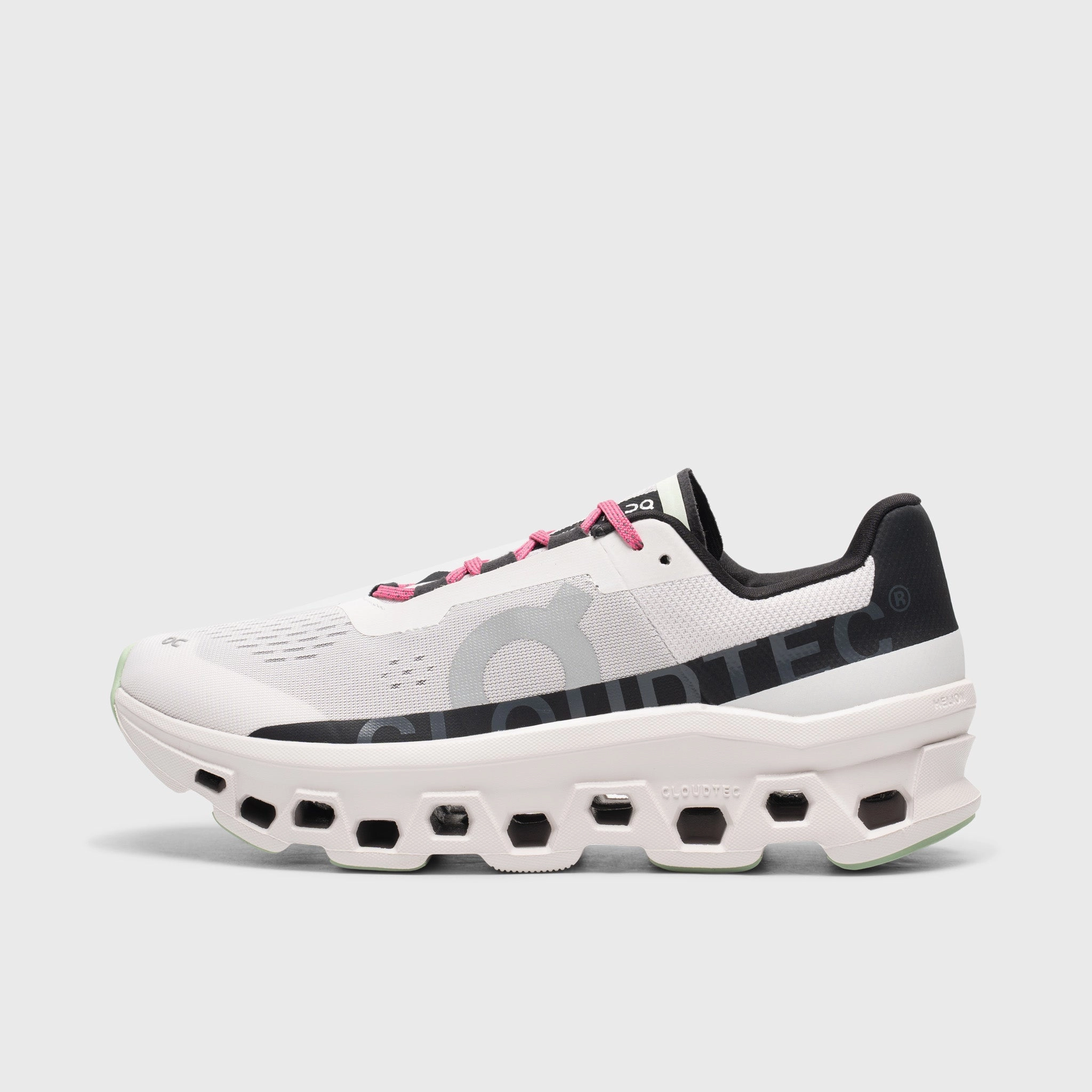 dynamic - movement speed training footwear On Cloudmonster White / Black