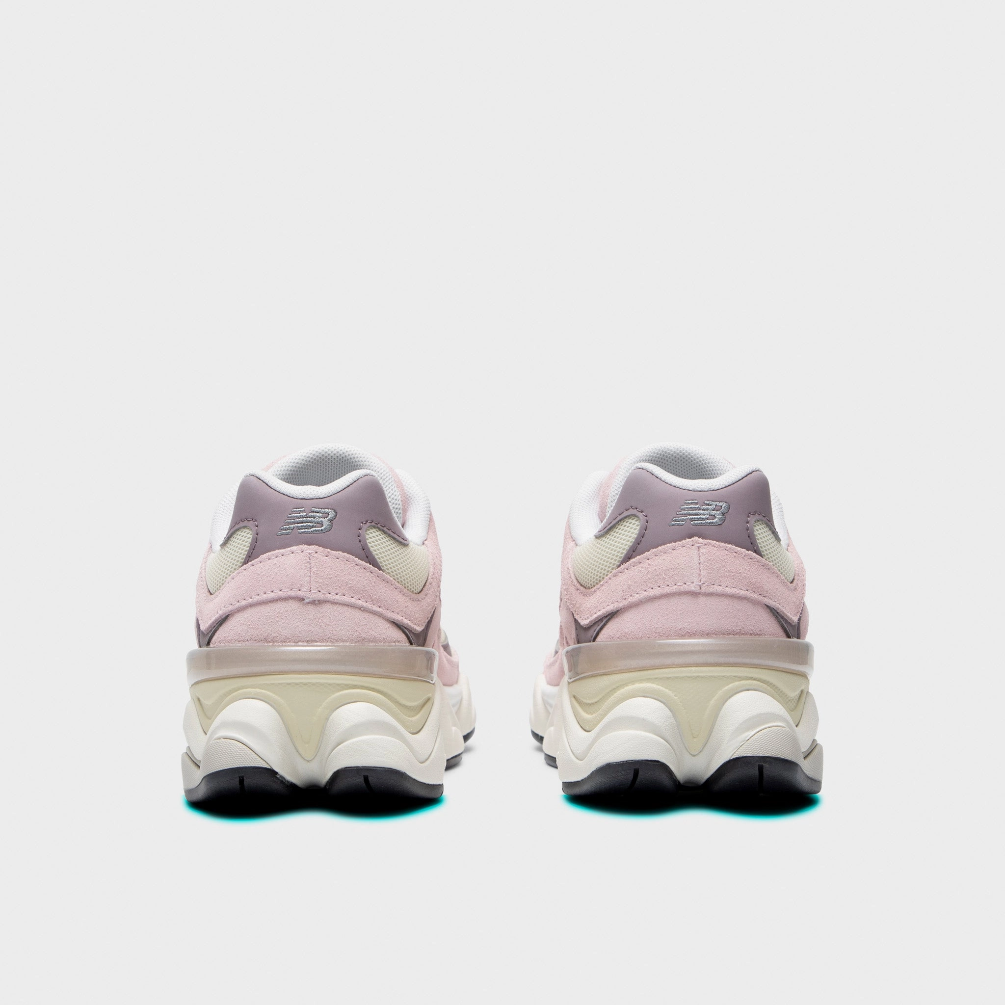 Soft foam high - rebound shoes New Balance Juniors' 9060 Rose Sugar / Ice Wine