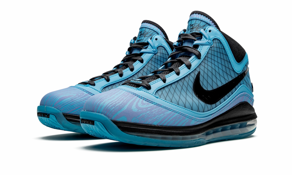 Air Max Lebron 7 Retro "All Star" Strong Cushioning Lace Lock Mechanism