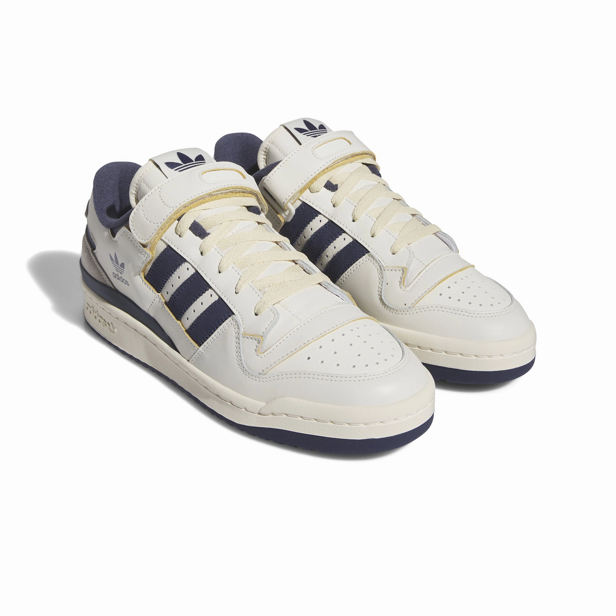Forum 84 Low Shoes IE9935 On The Move