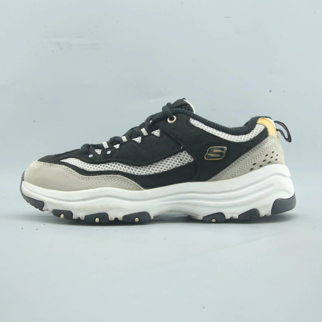SKECHERS D'LITES - ME TIME Elderly dirt path