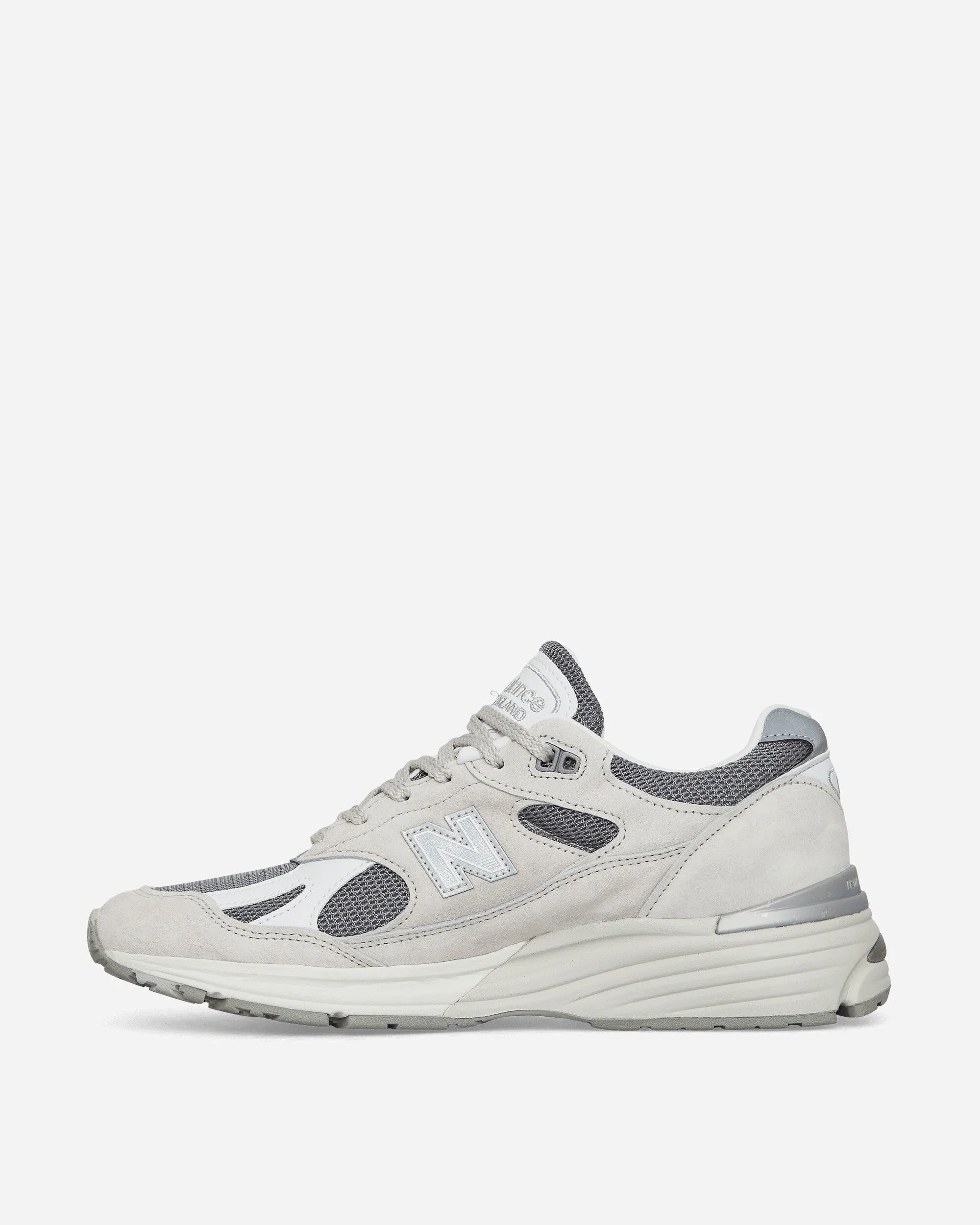 Comfortable Running Active Wear Made in UK 991v2 Sneakers Nimbus Cloud / Silver