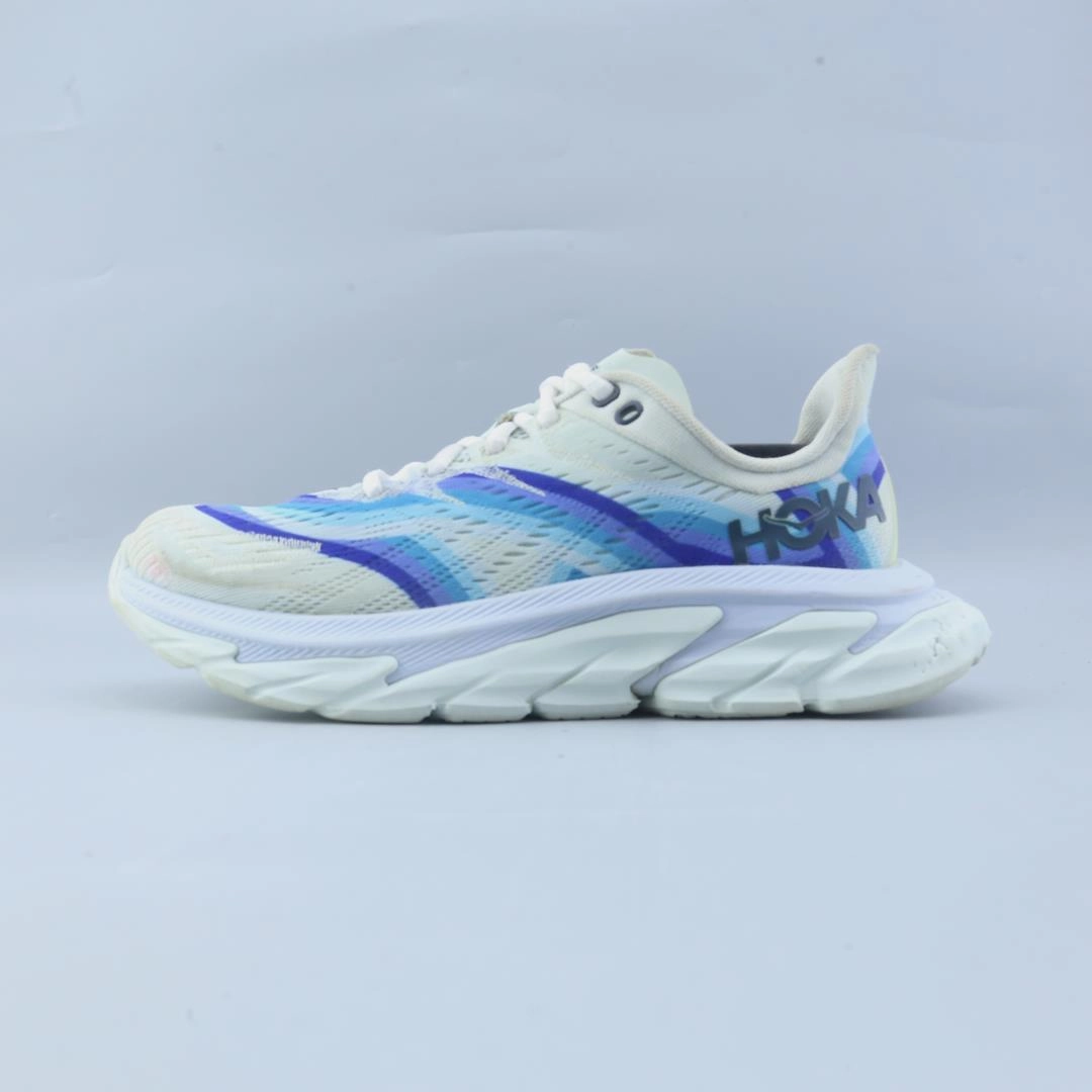 permanent shoes HOKA ONE ONE CLIFTON EDGE