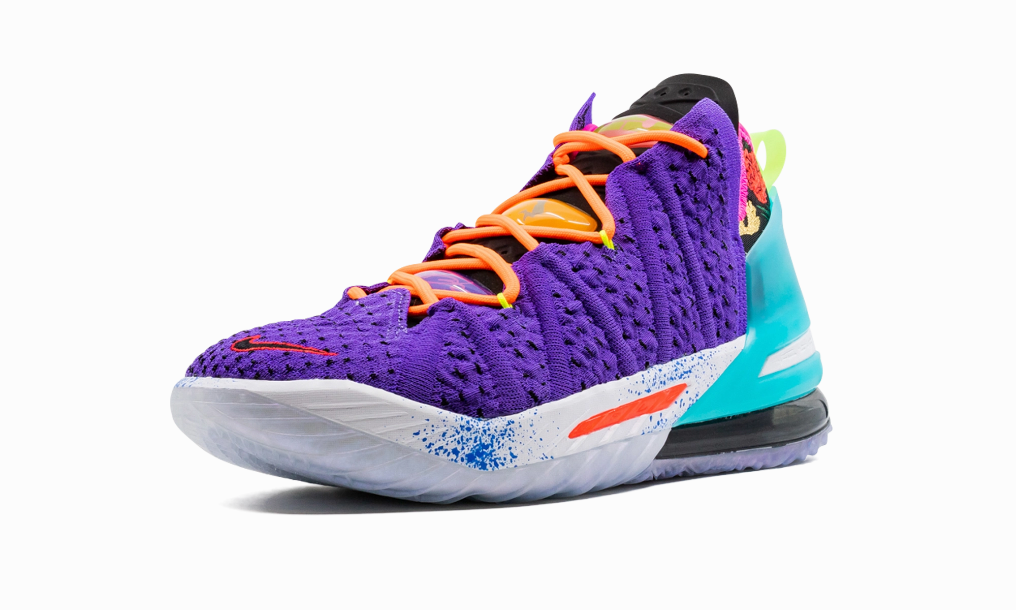 LeBron 18 "Best 10-18" Traction Wave Outsole Pattern