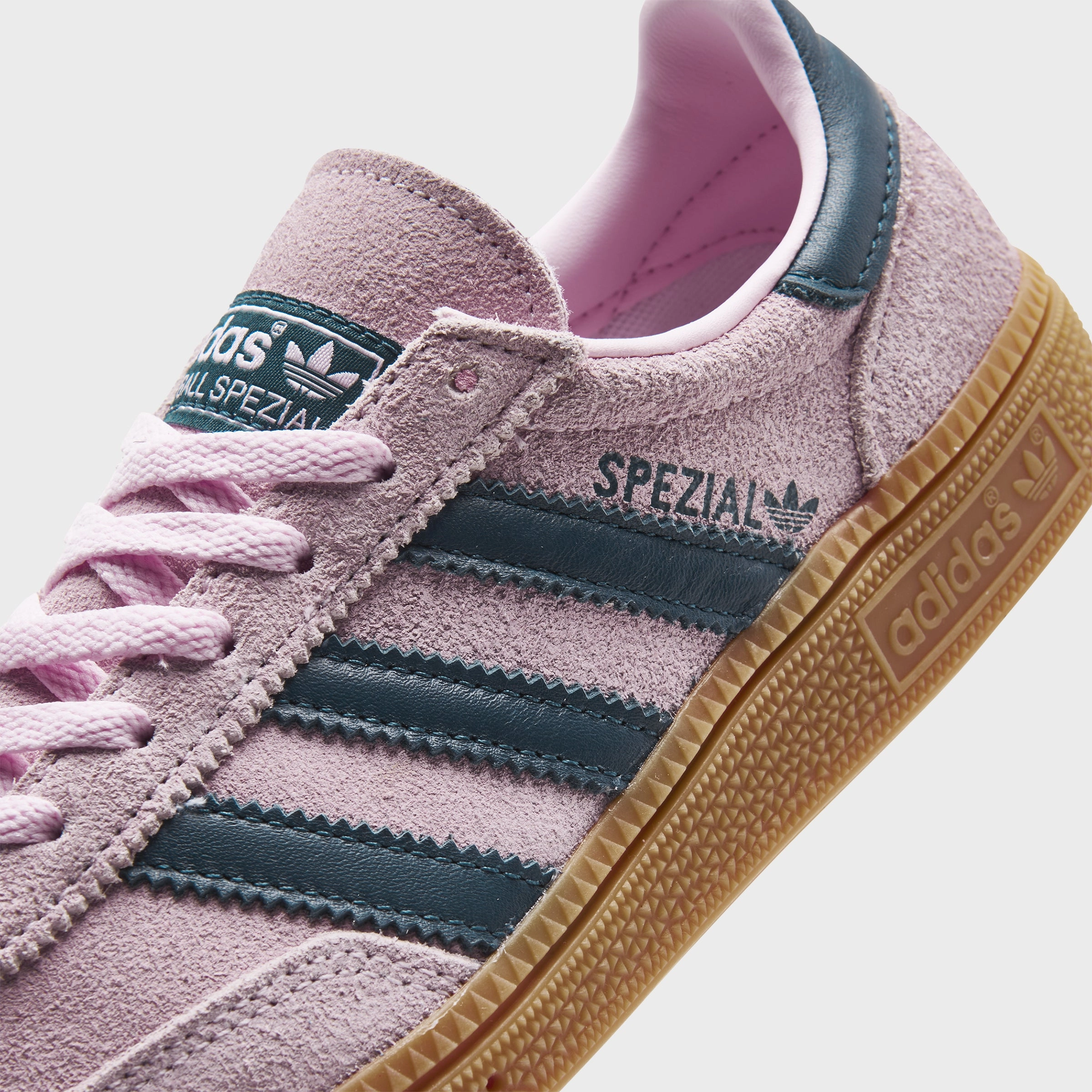 Grass Hike adidas Originals Women's Handball Spezial Clear Pink / Arctic Navy