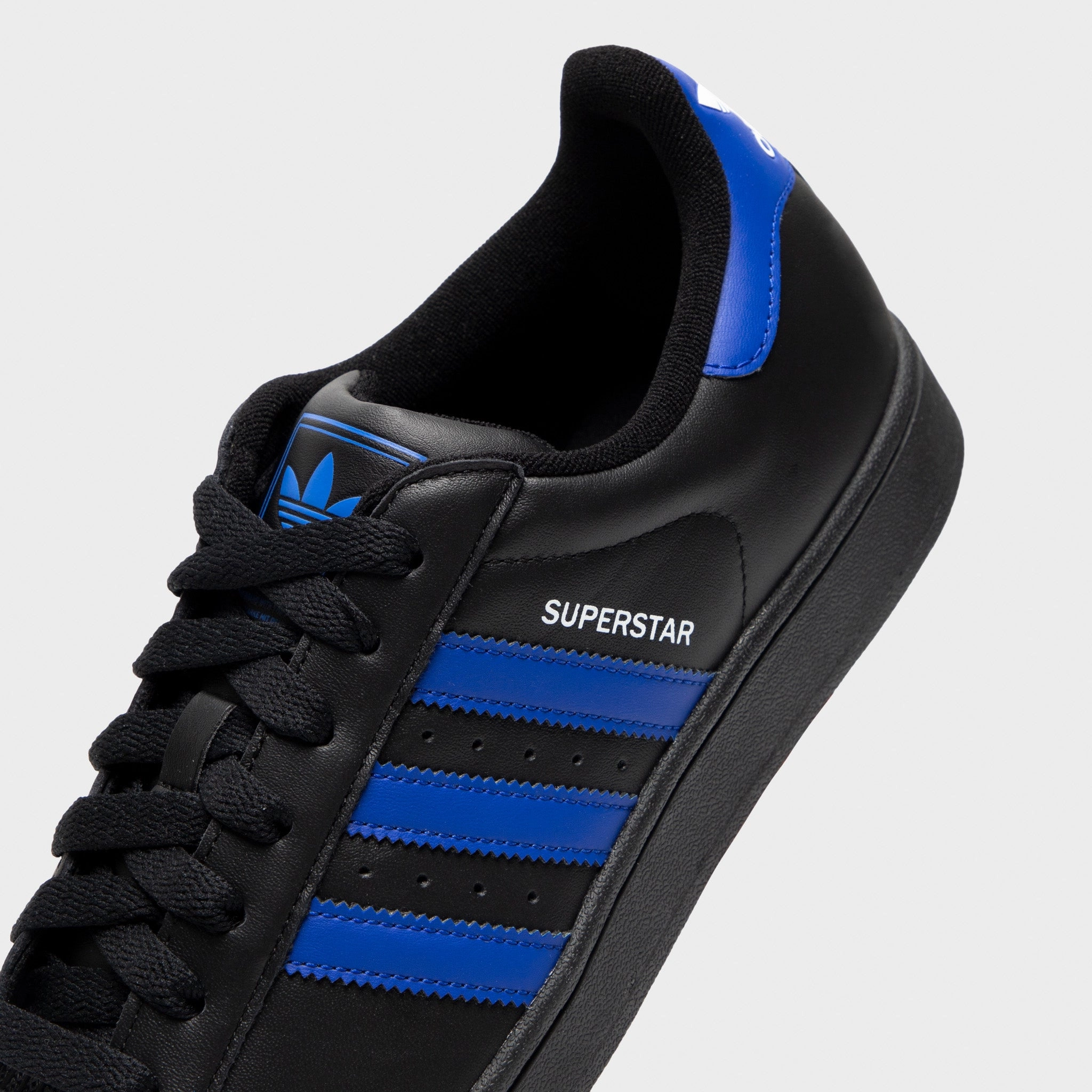 Simple Touch Drill Run adidas Superstar II Black / Blue - White
