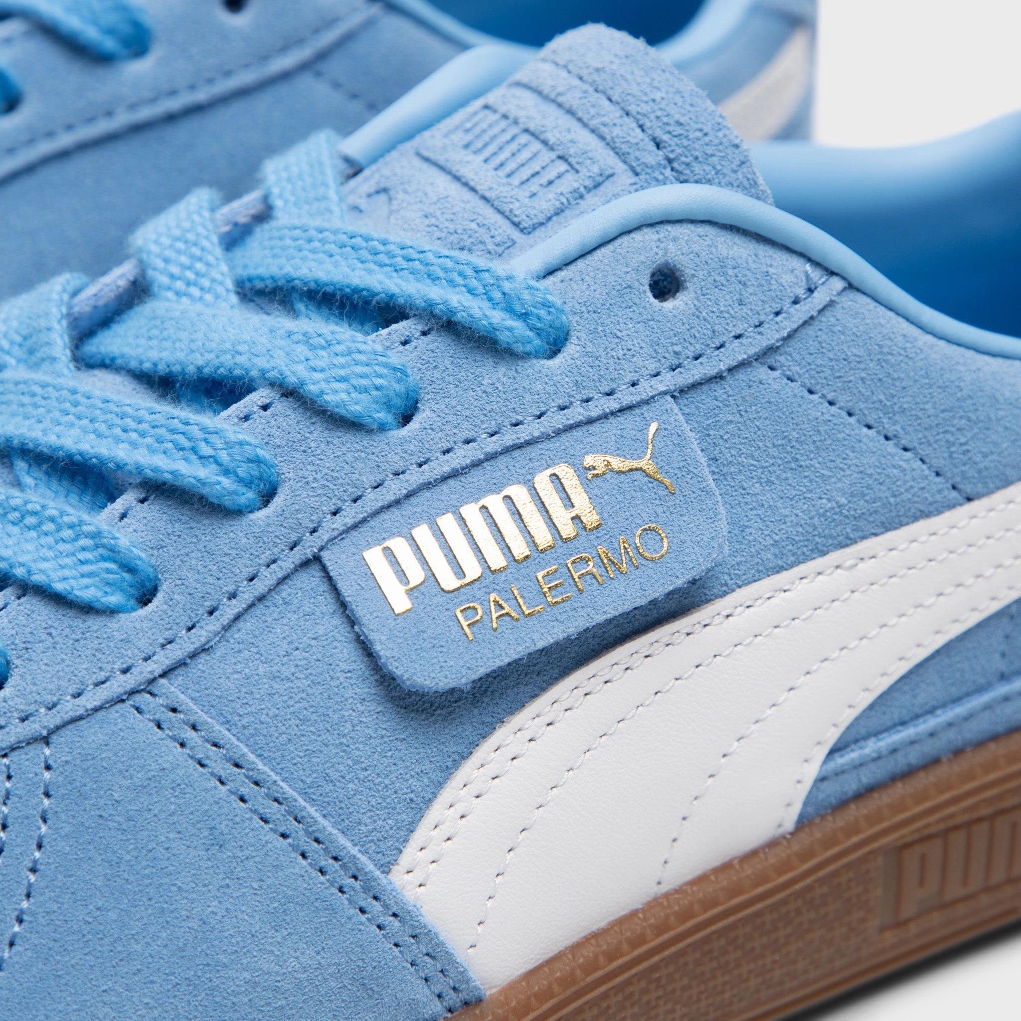 Fall look PUMA Palermo Team Light Blue / White